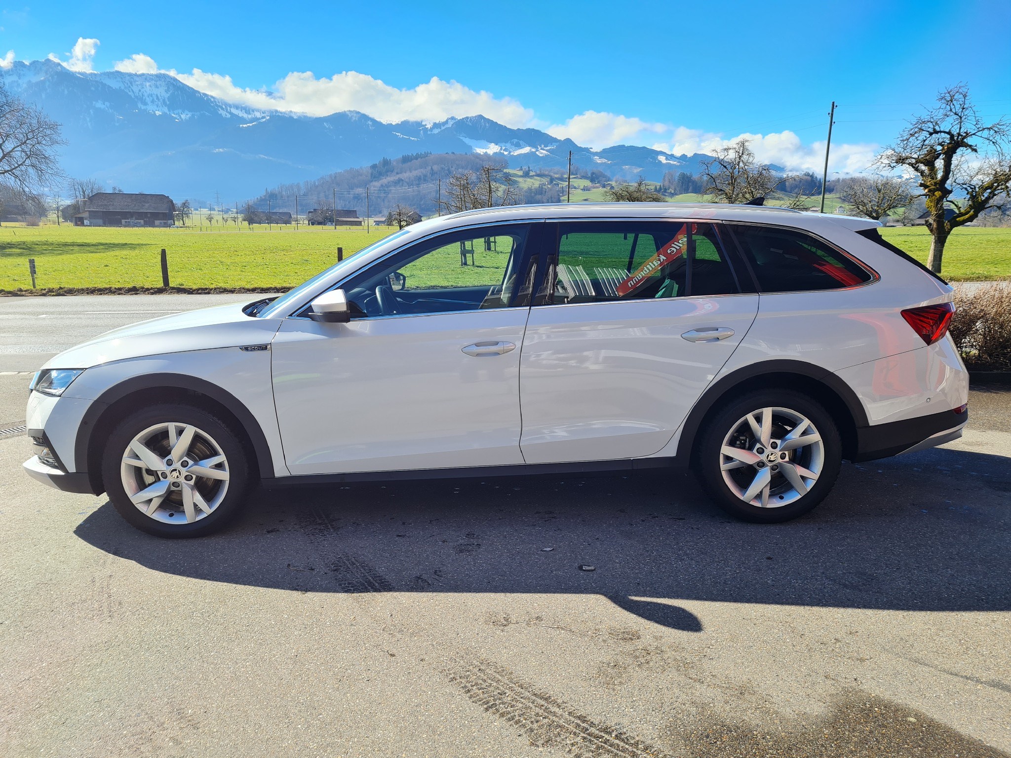 SKODA Octavia Combi 2.0 TDI DSG Scout 4x4