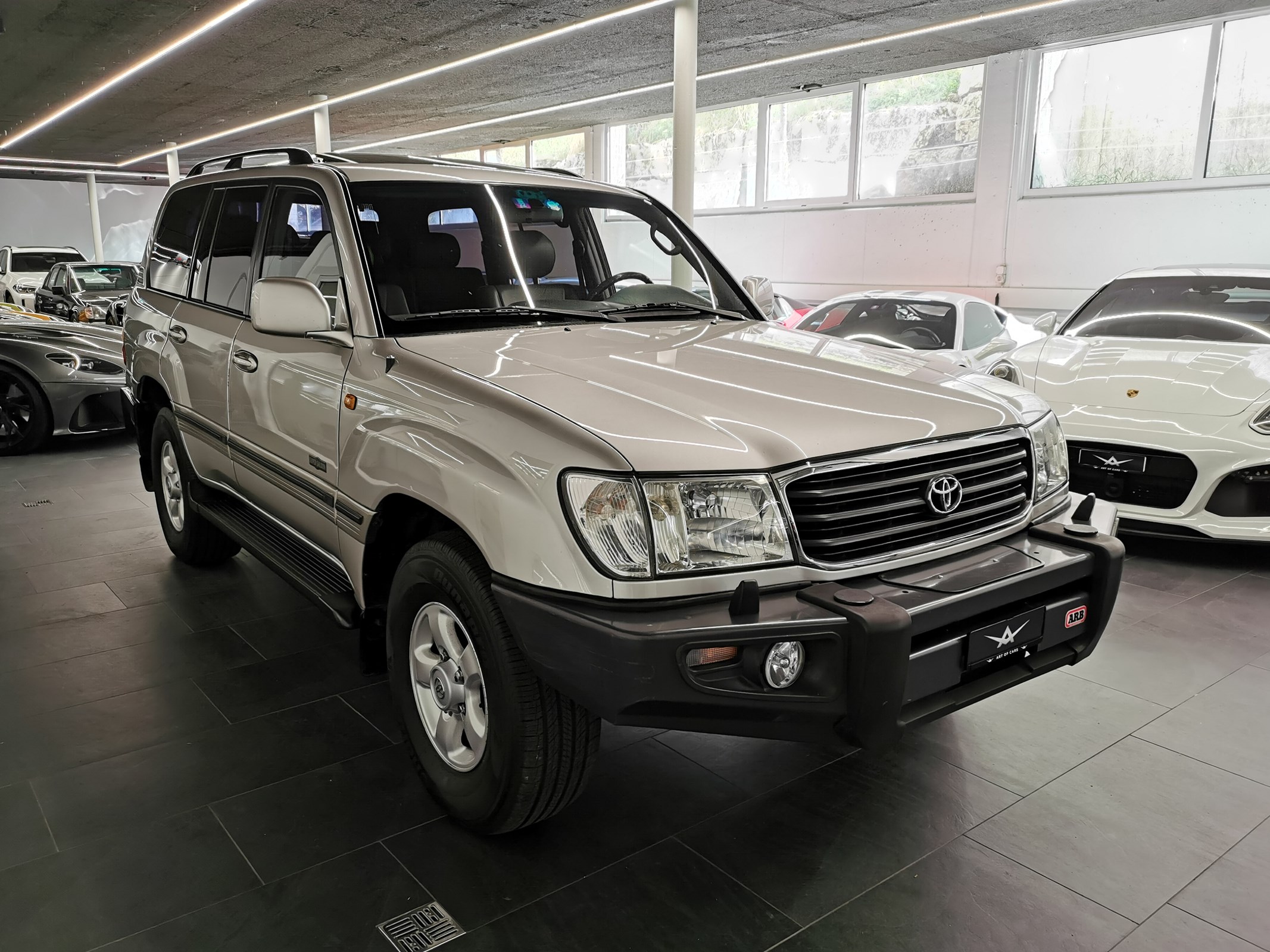 TOYOTA Land Cruiser 500 4.7 S.Saloon 7 Sitzer V8 4X4 UZJ100 J100 100 J10