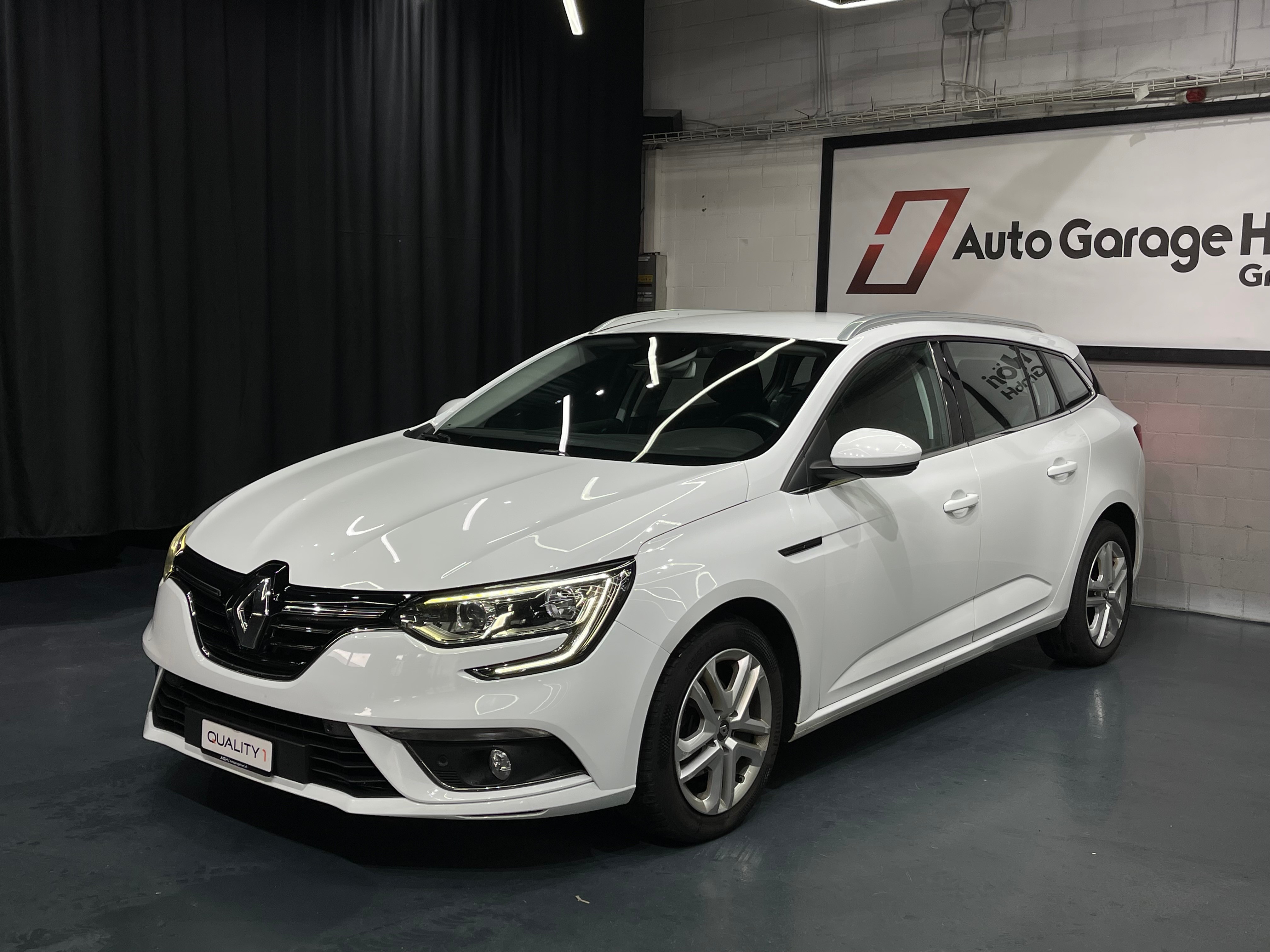 RENAULT Mégane Grandtour 1.5 dCi Zen EDC