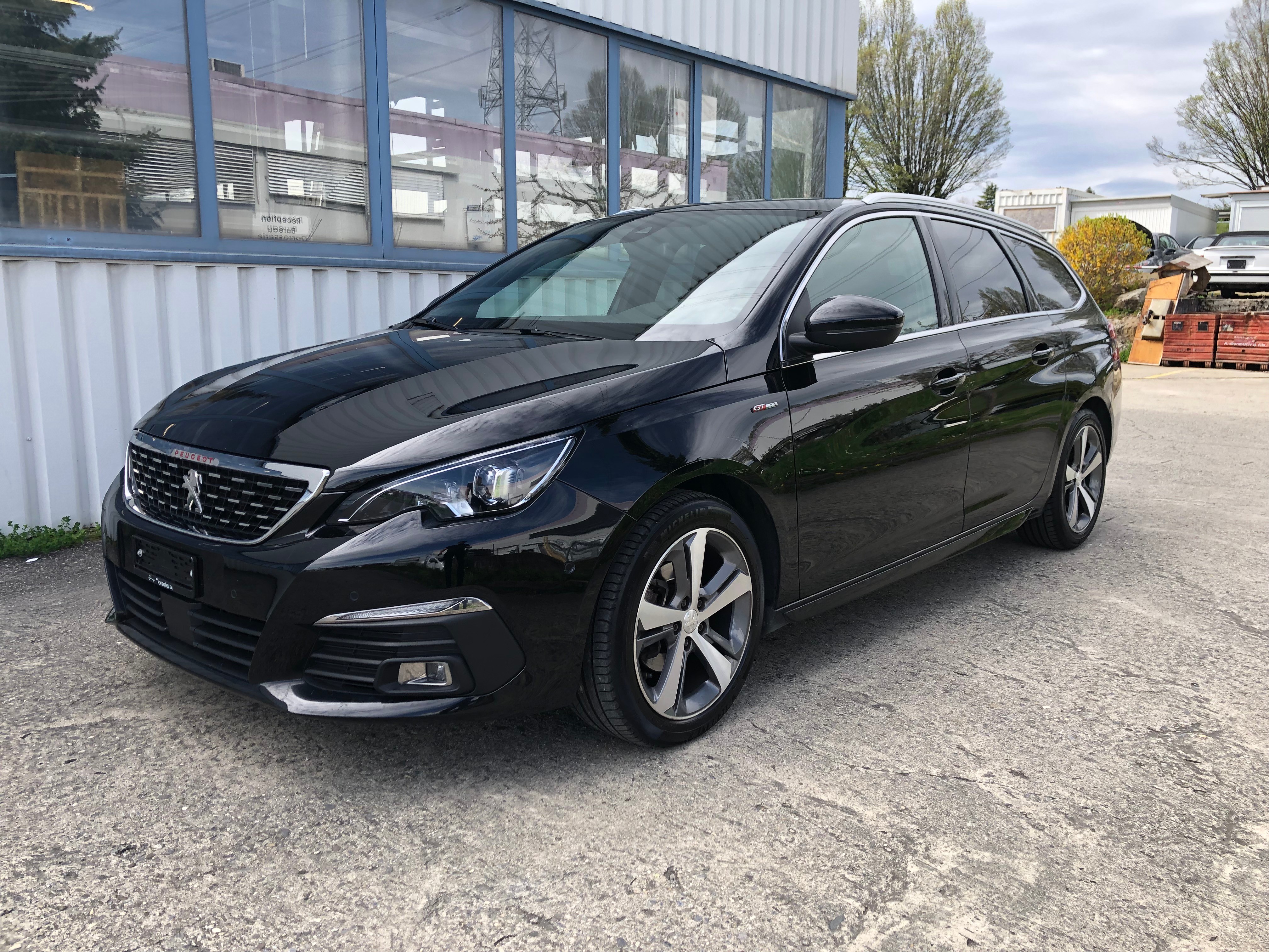 PEUGEOT 308 SW 1.2 Pure Tech GT Line EAT6 (19)