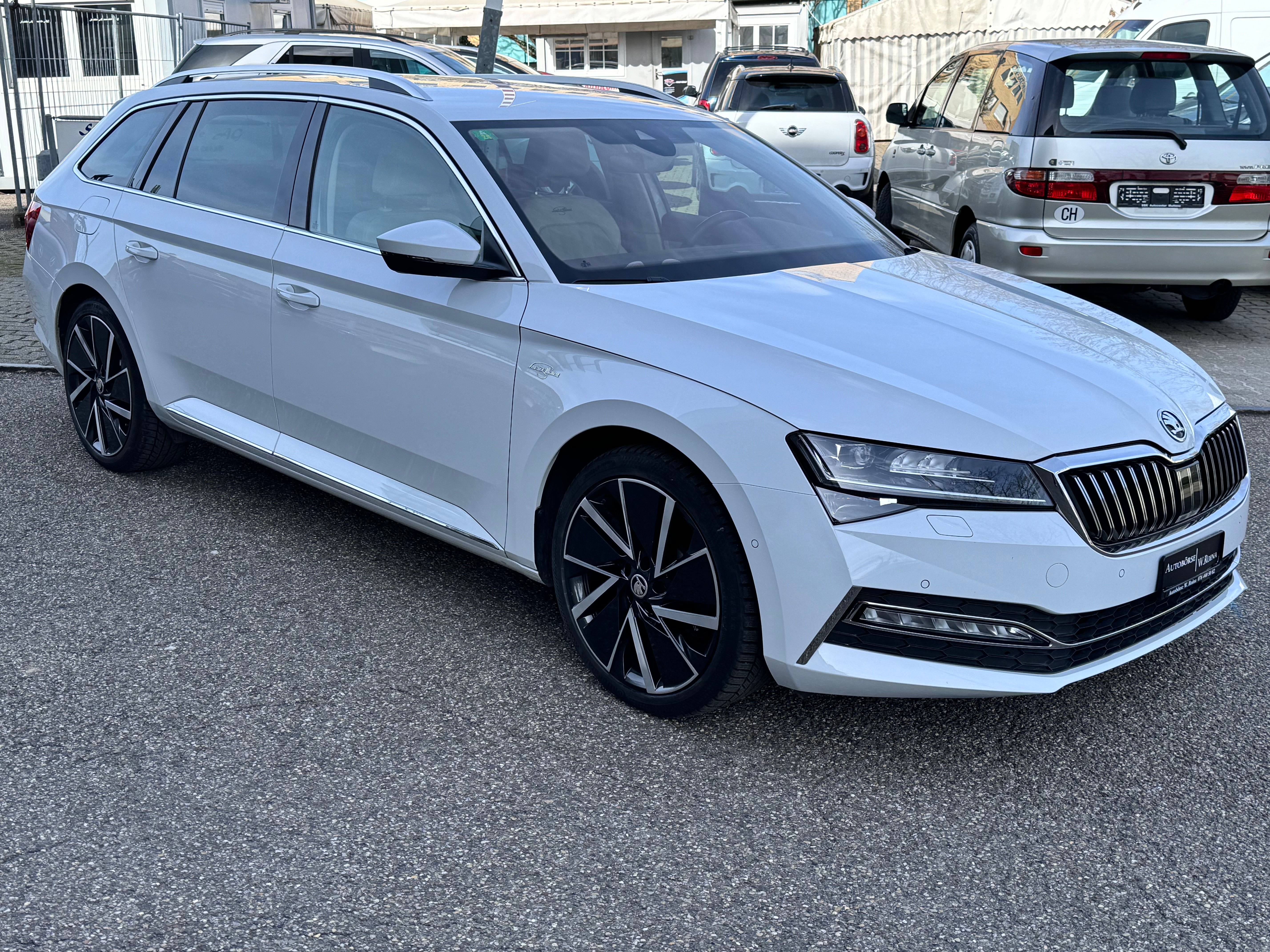 SKODA Superb Combi 2.0 TSI L&K 4x4 DSG