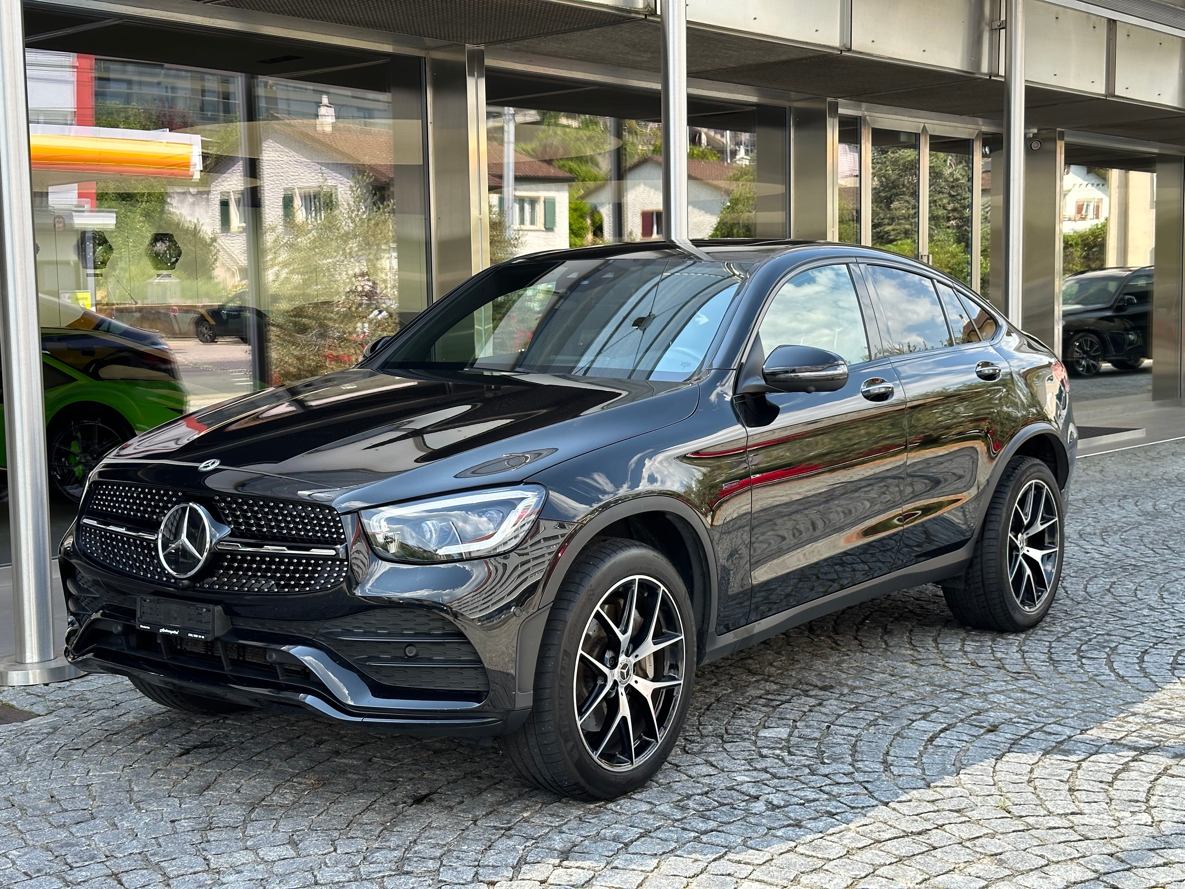 MERCEDES-BENZ GLC Coupé 300e AMGLine 4M