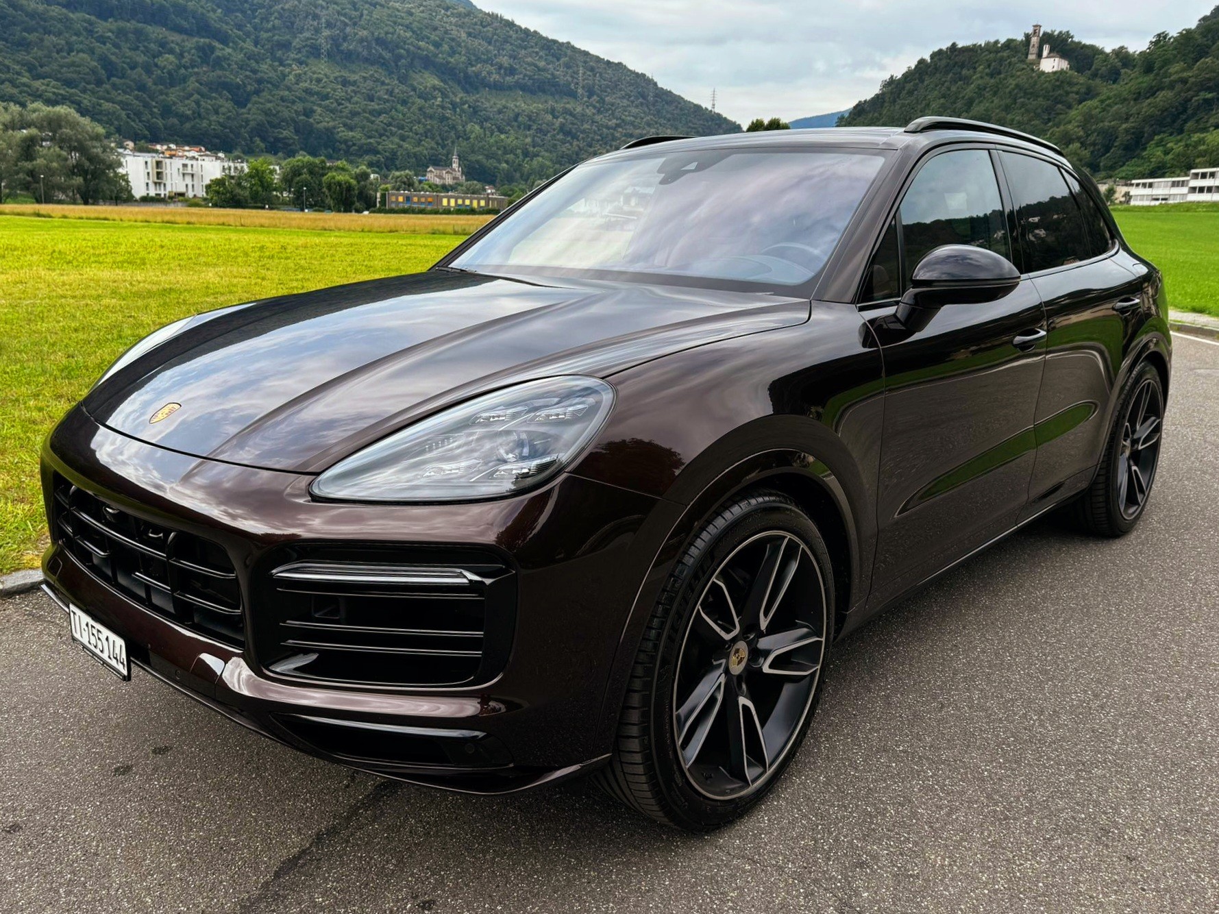 PORSCHE Cayenne E-Hybrid