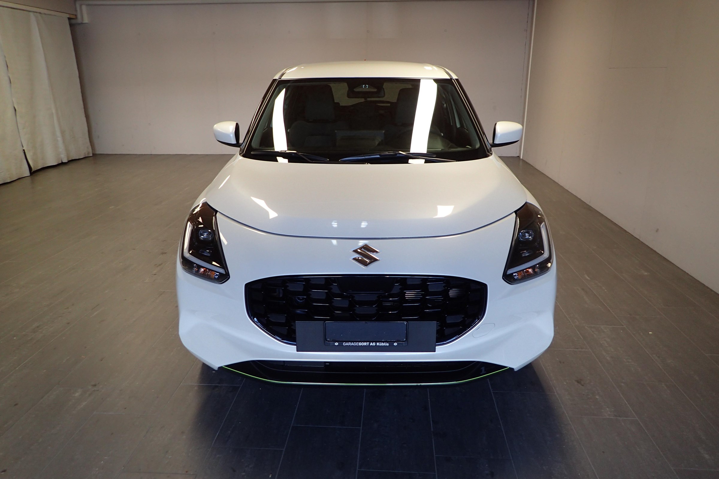 SUZUKI Swift 1.2 1st Edition Hybrid 4x4 MY24