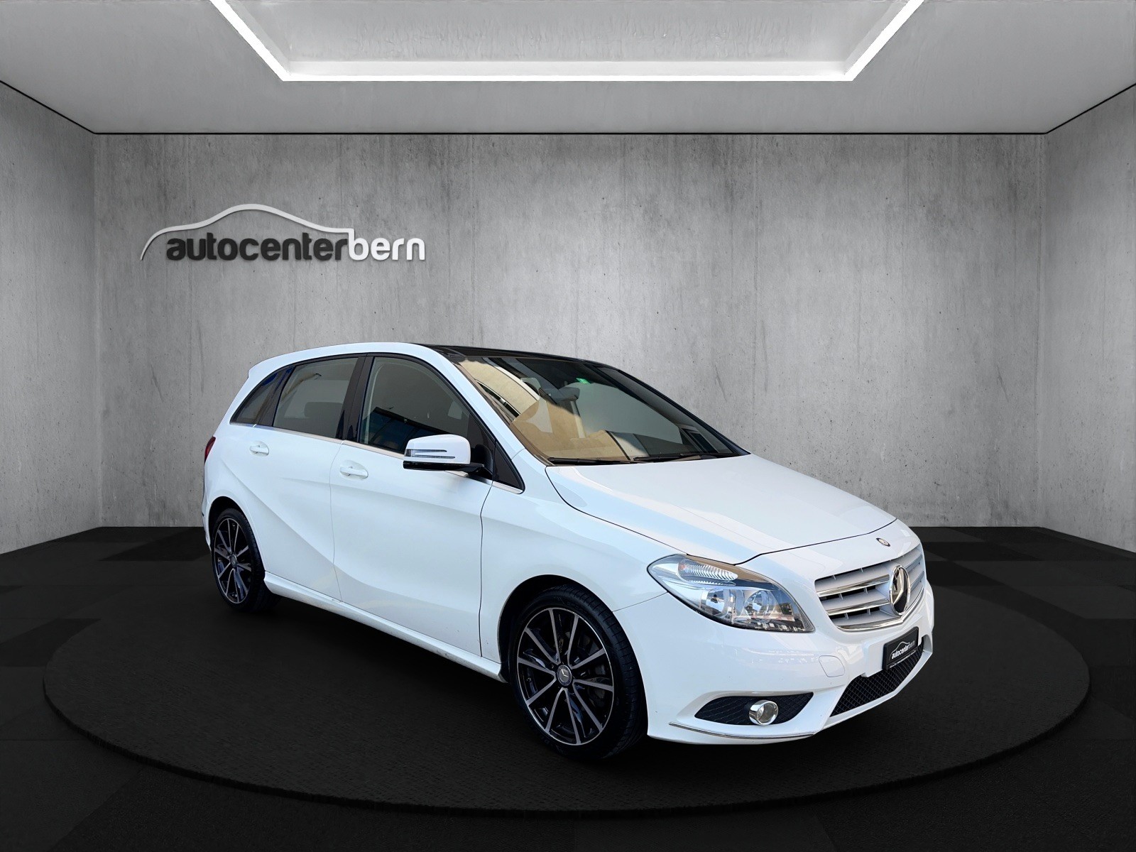 MERCEDES-BENZ B 200 7G-DCT