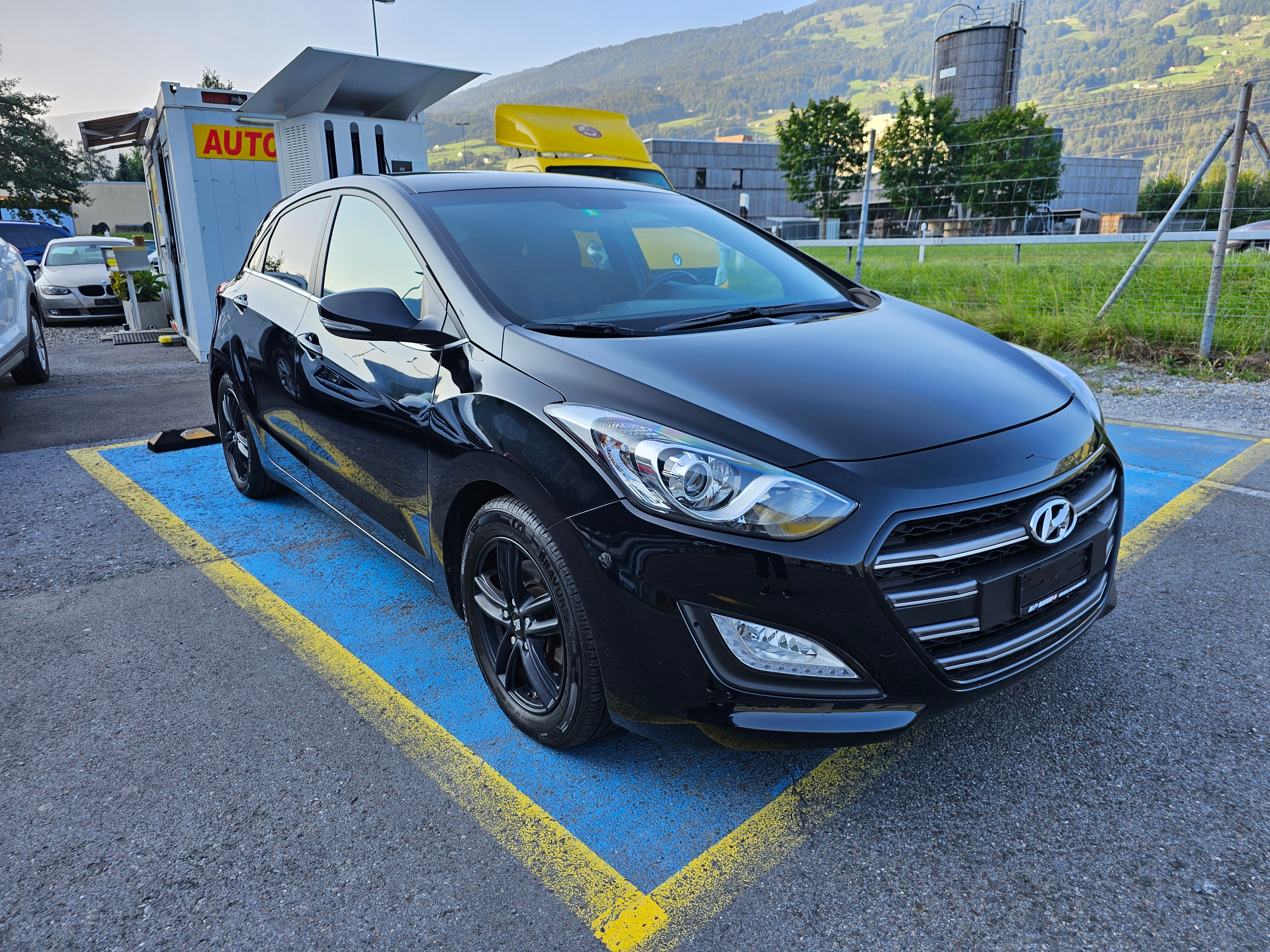 HYUNDAI i30 1.6 CRDi Origo