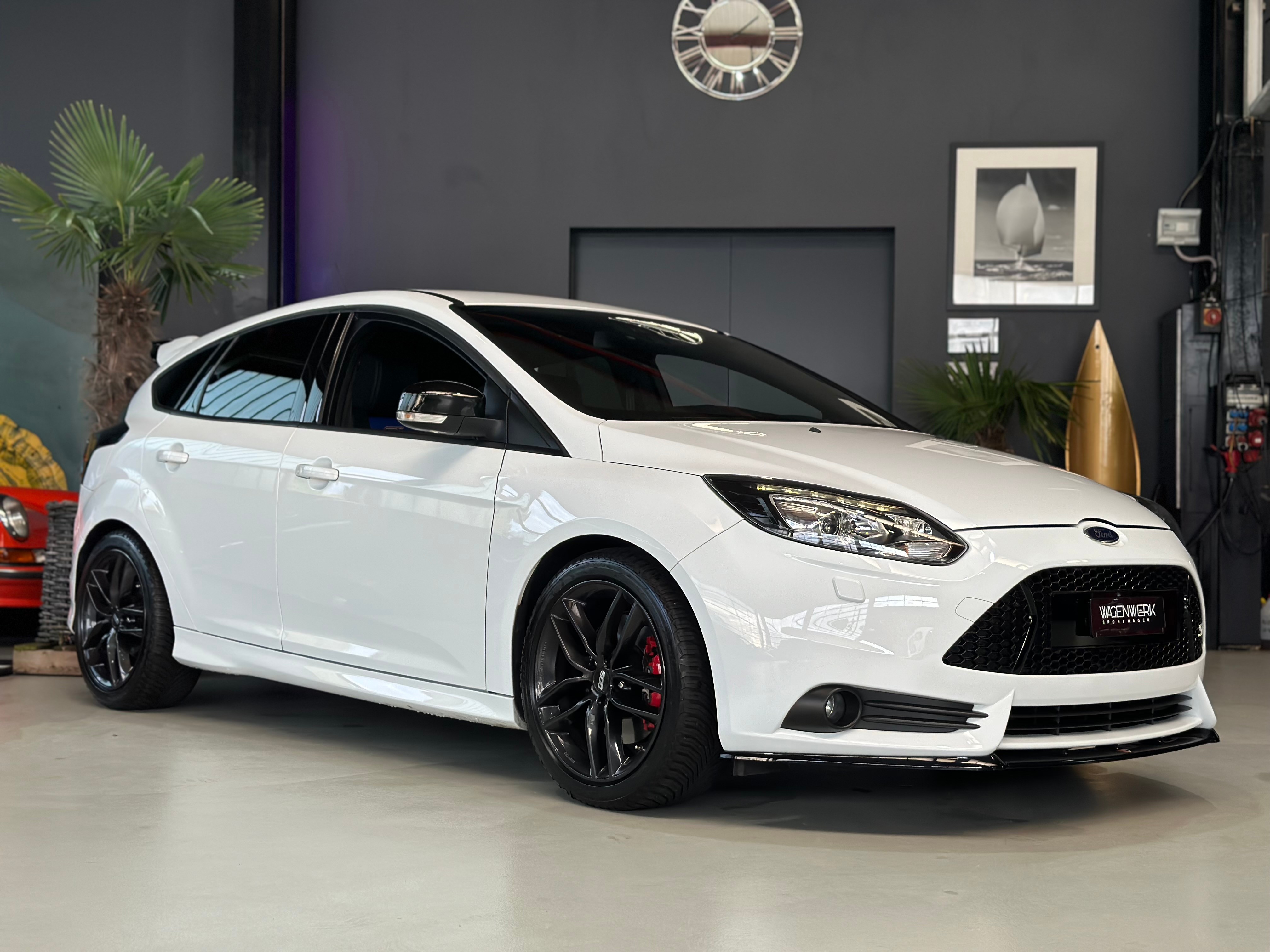 FORD Focus 2.0 SCTi ST-3