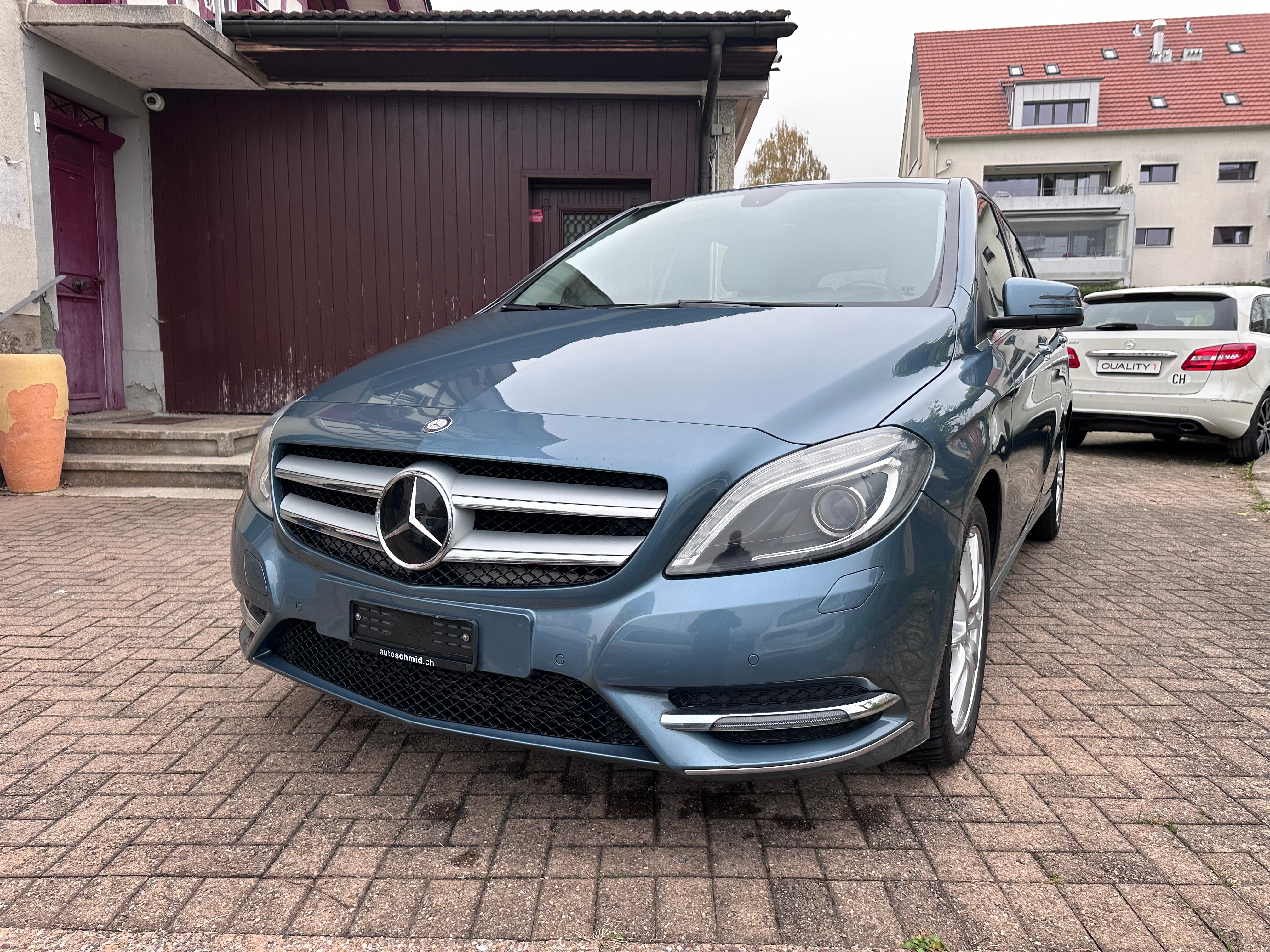 MERCEDES-BENZ B 220 4Matic 7G-DCT