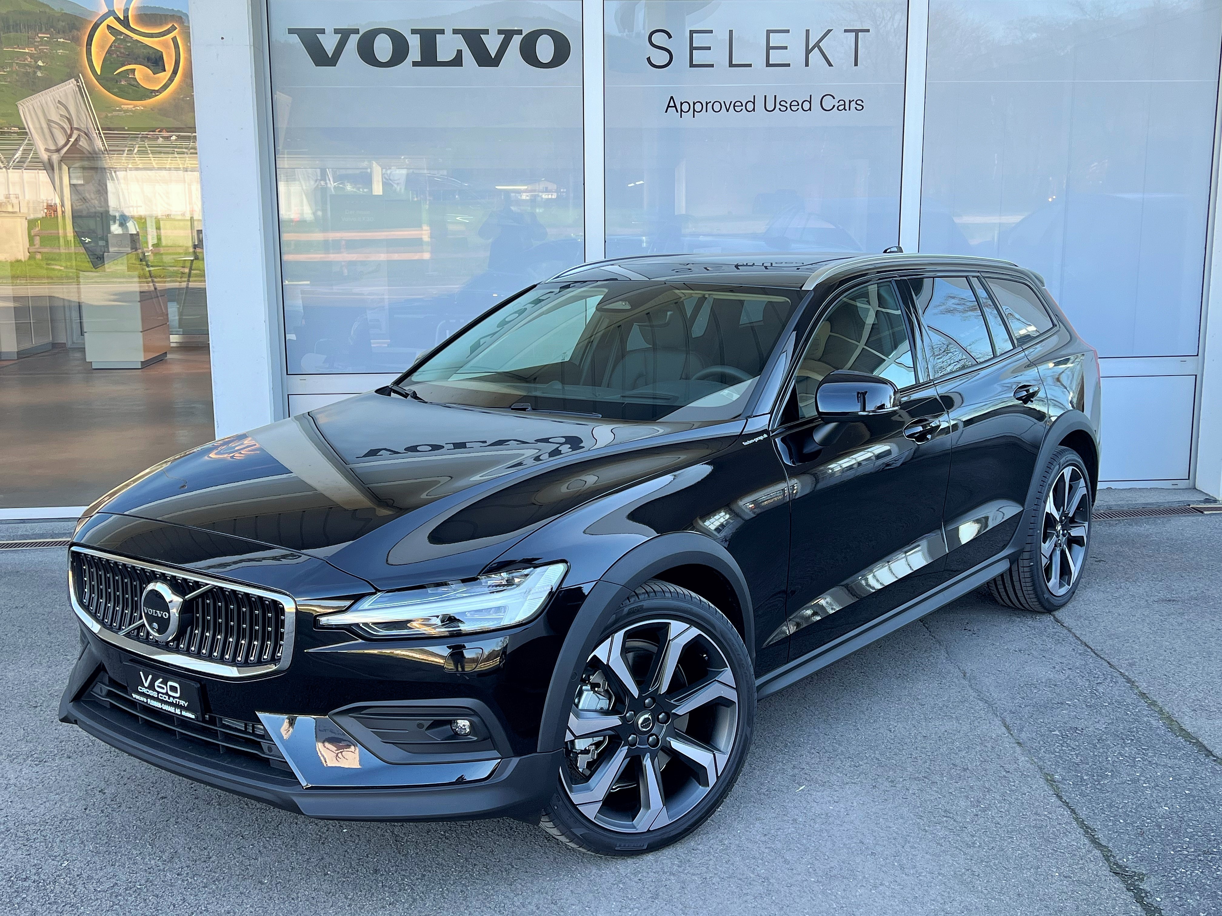 VOLVO V60 CC B5 Ultimate AWD