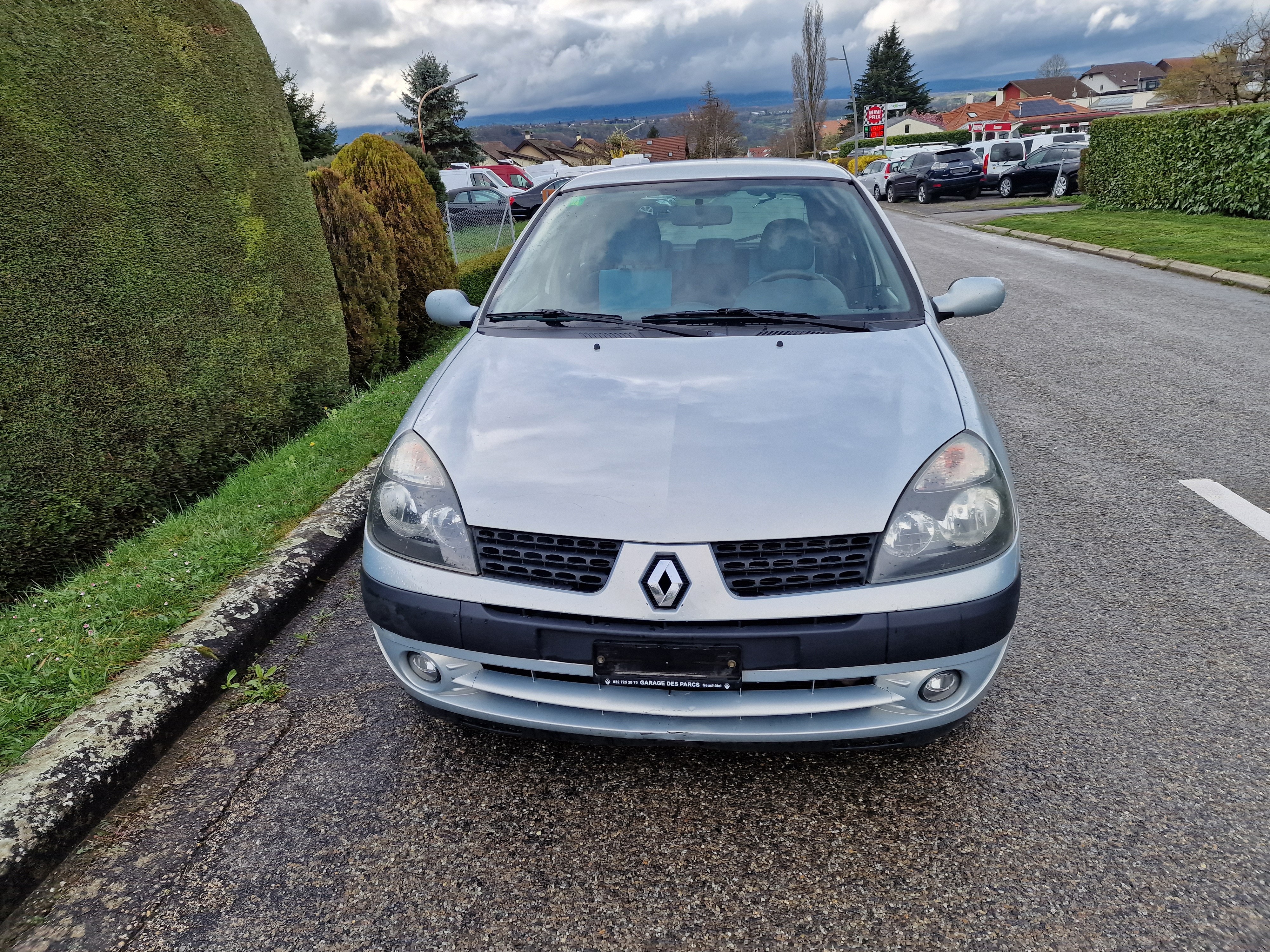 RENAULT Clio 1.4 16V Extrême