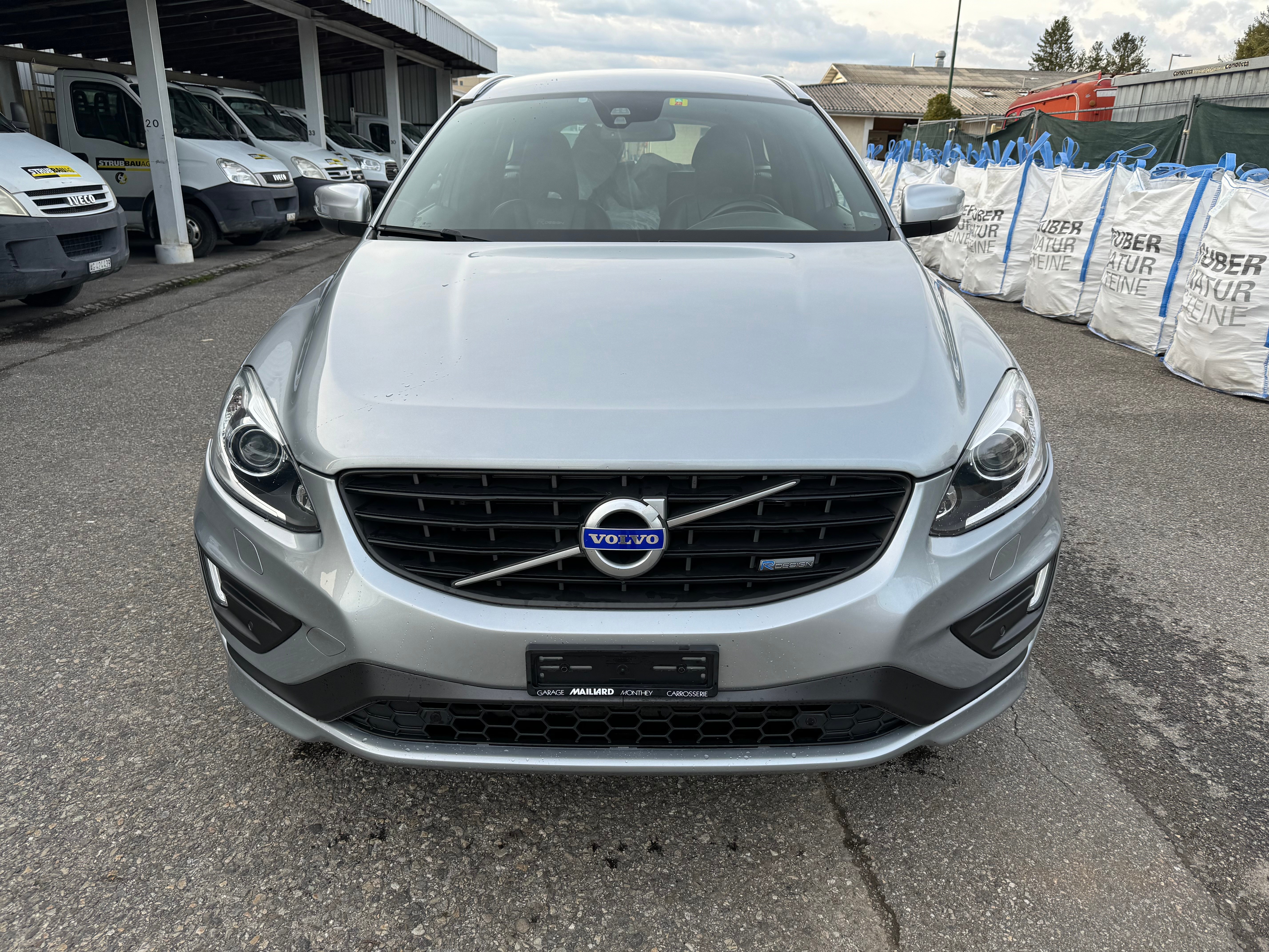 VOLVO XC60 T6 AWD Summum R-Design Geartronic