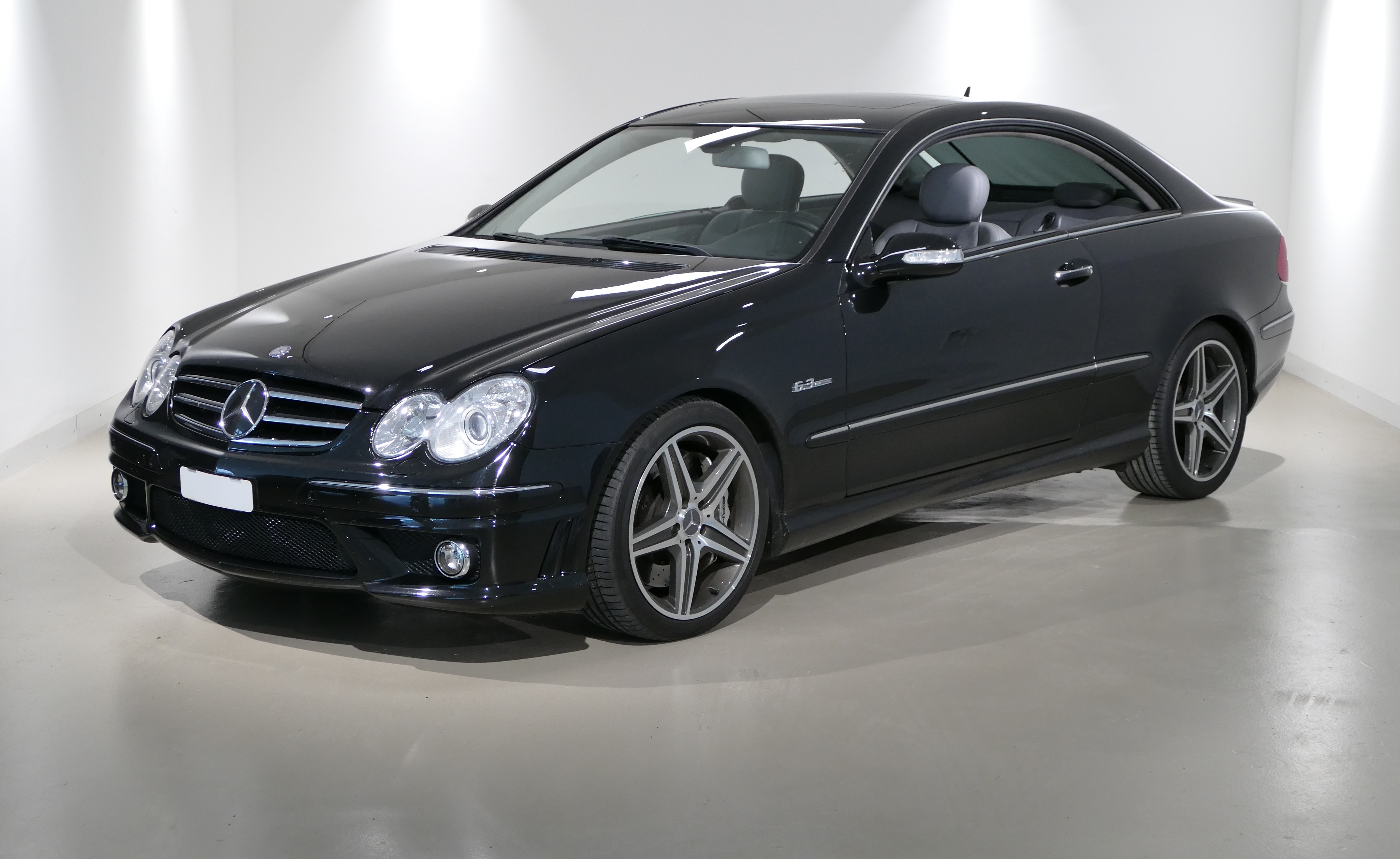 MERCEDES-BENZ CLK 63 AMG Avantgarde 7G-Tronic