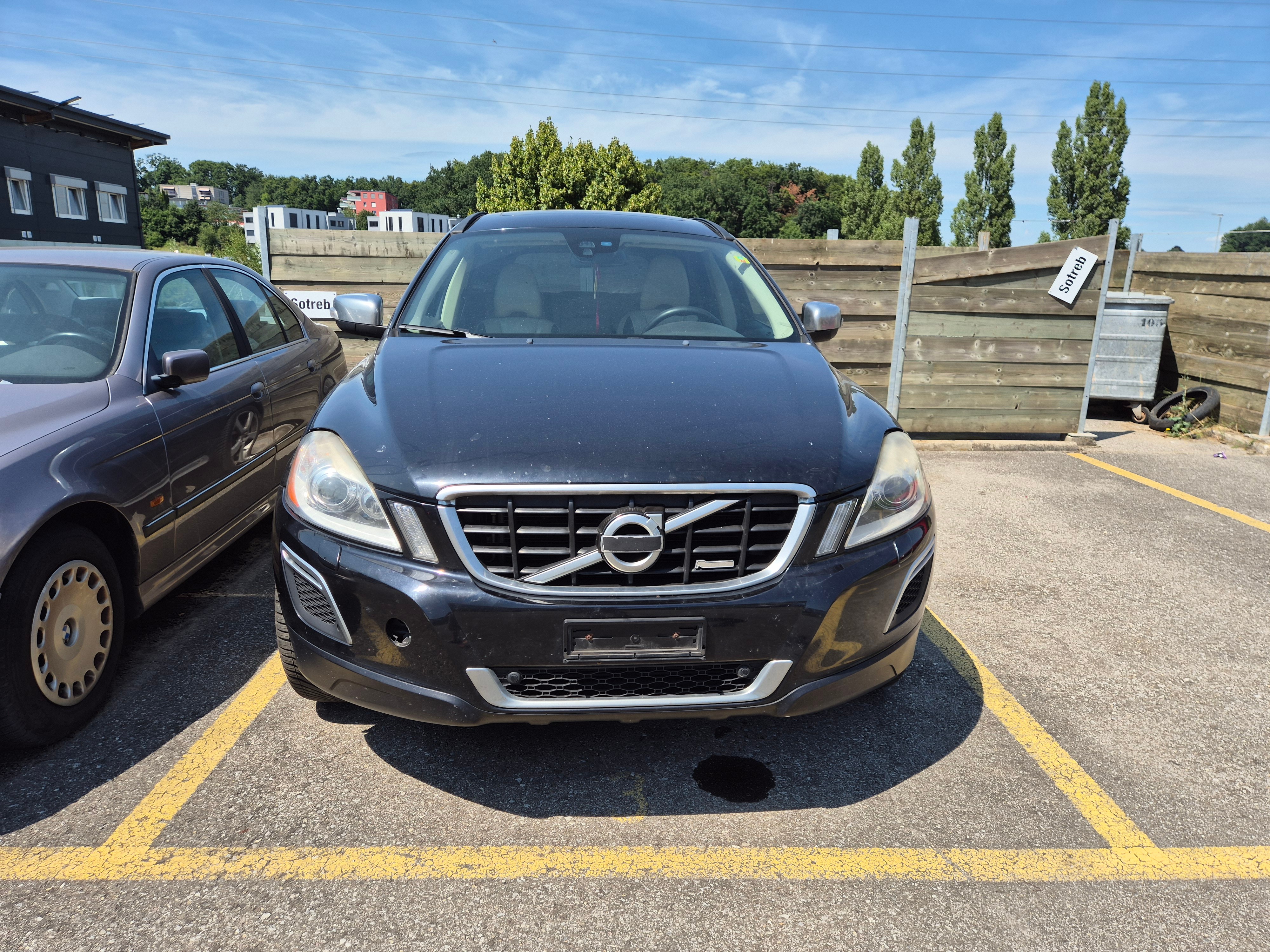 VOLVO XC60 D3 AWD R-Design Geartronic