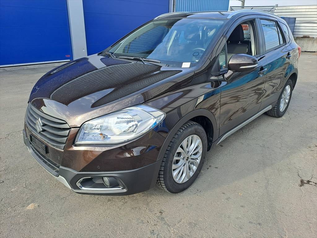 SUZUKI SX4 S-Cross 1.6 16V Compact Top 4WD CVT7