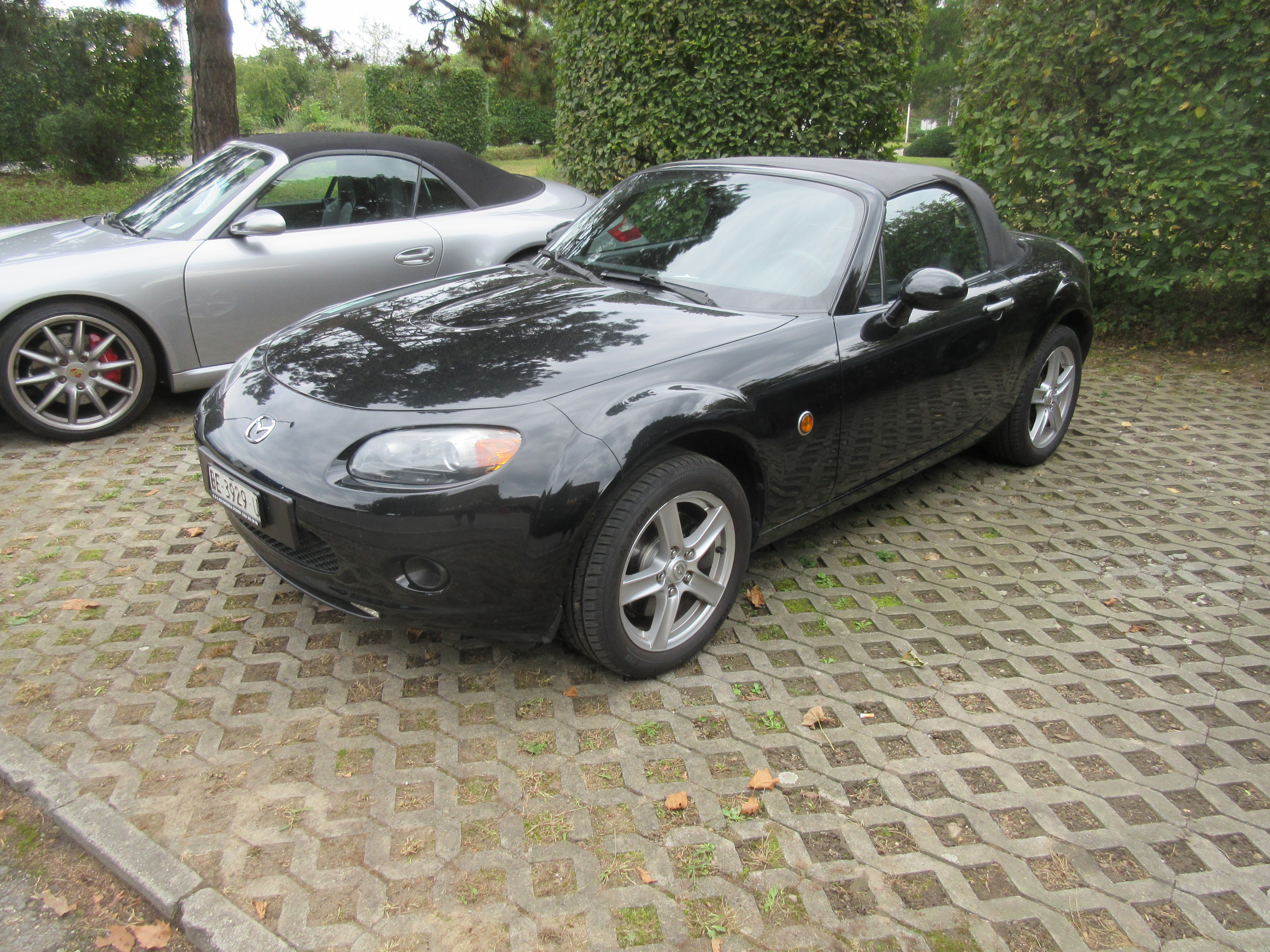 MAZDA MX-5 1.8i 16V Confort