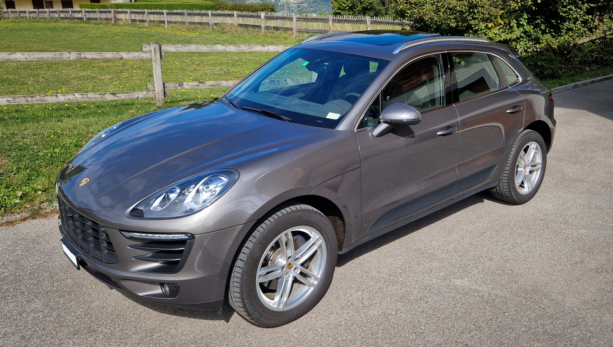 PORSCHE Macan PDK