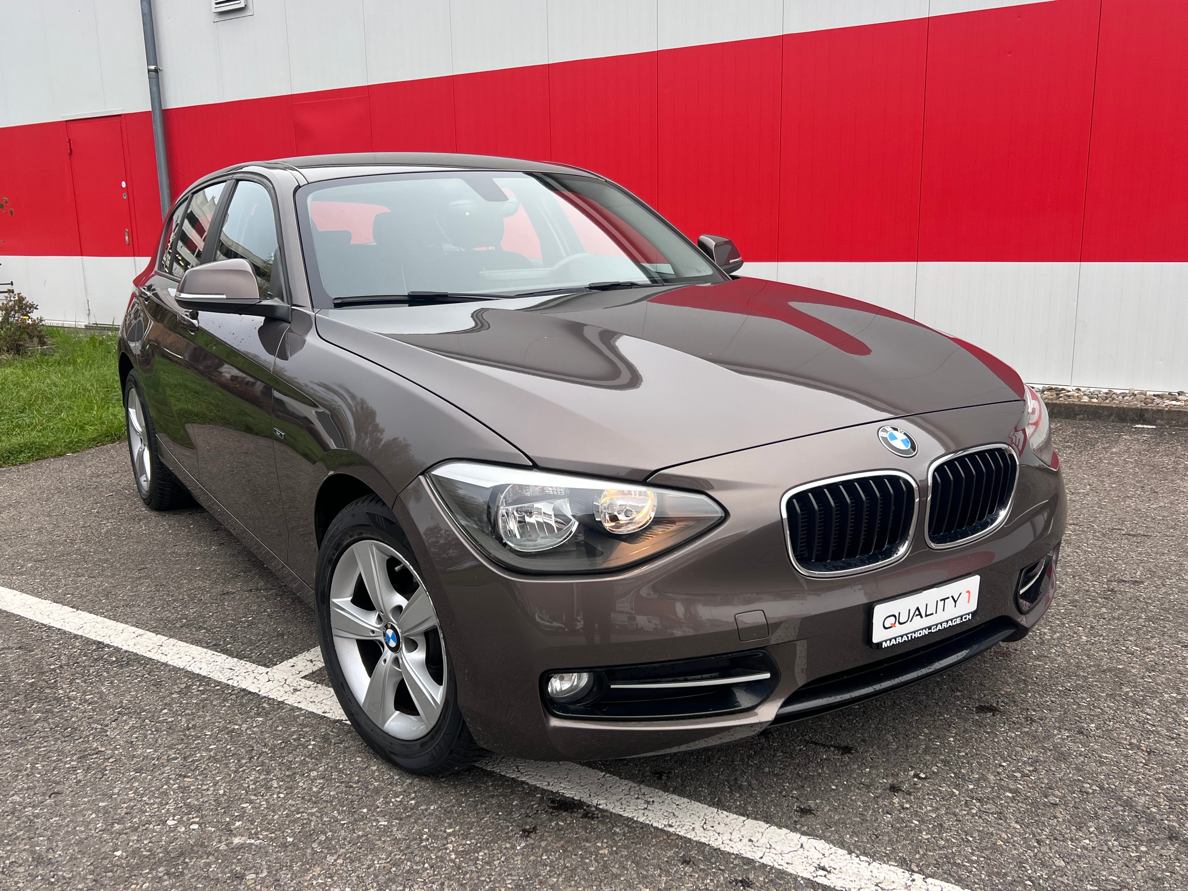 BMW 116i Sport Line Steptronic