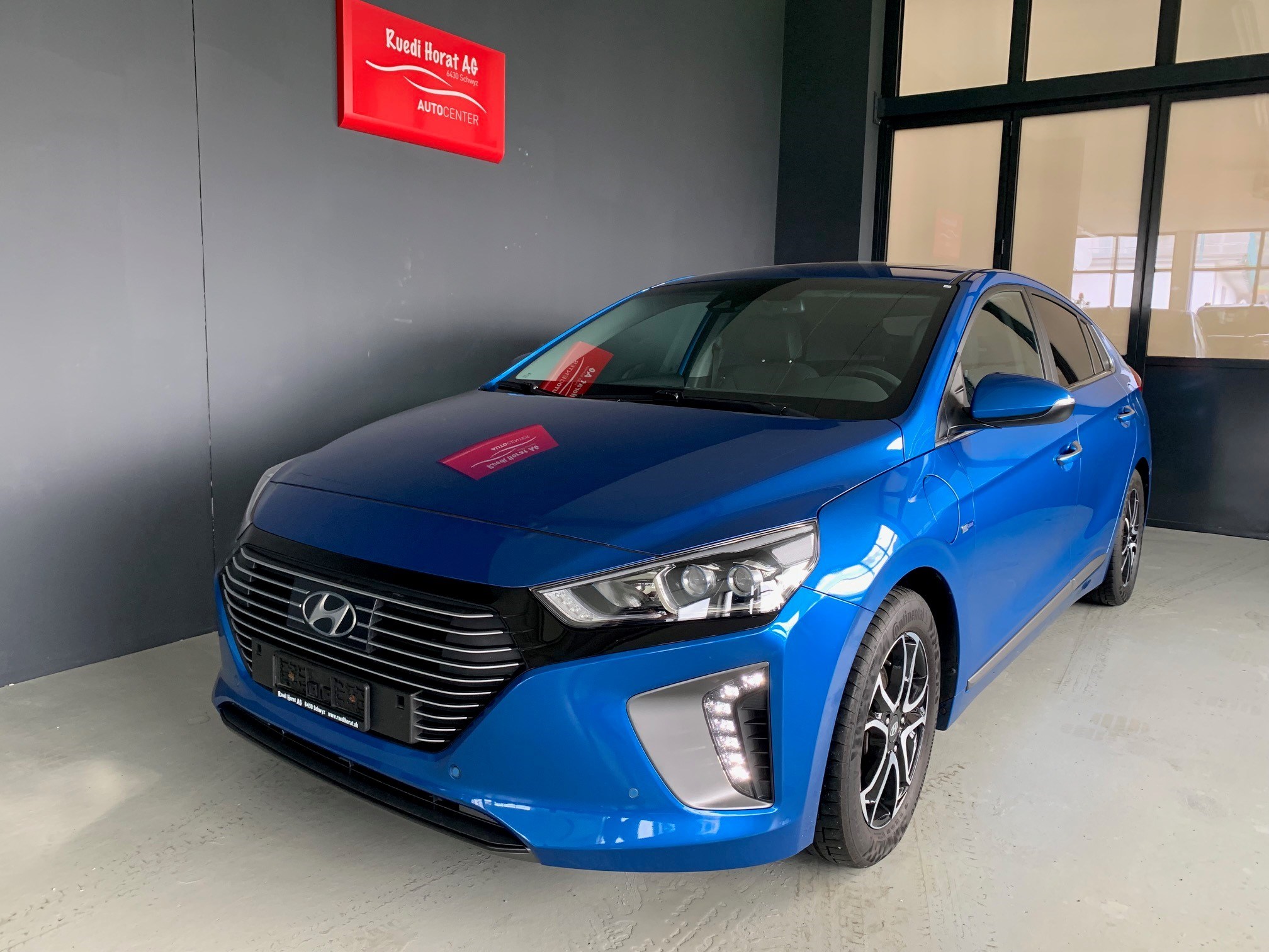 HYUNDAI Ioniq 1.6 GDi Plug-in Vertex