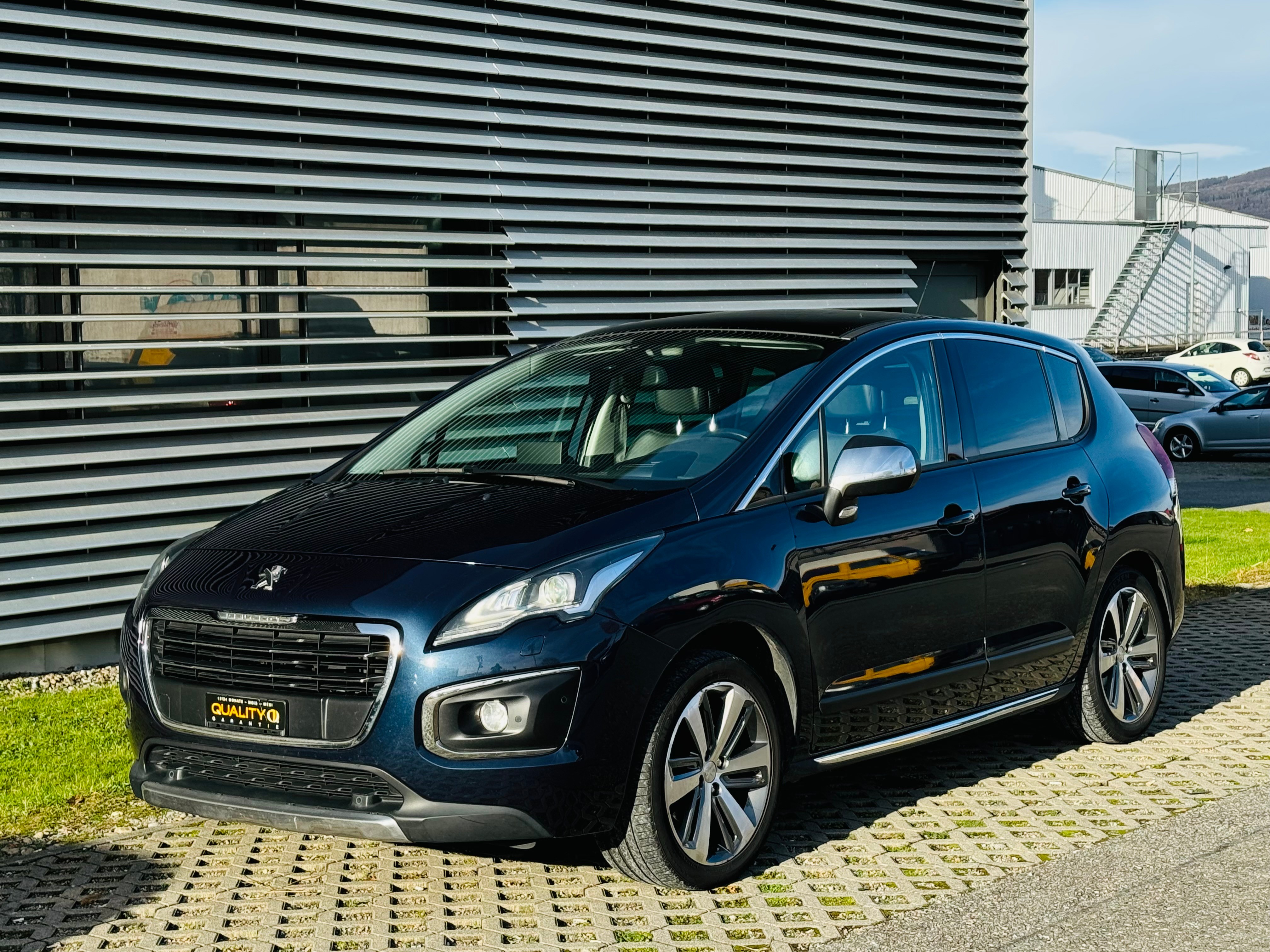 PEUGEOT 3008 2.0 HDI Business Tiptronic