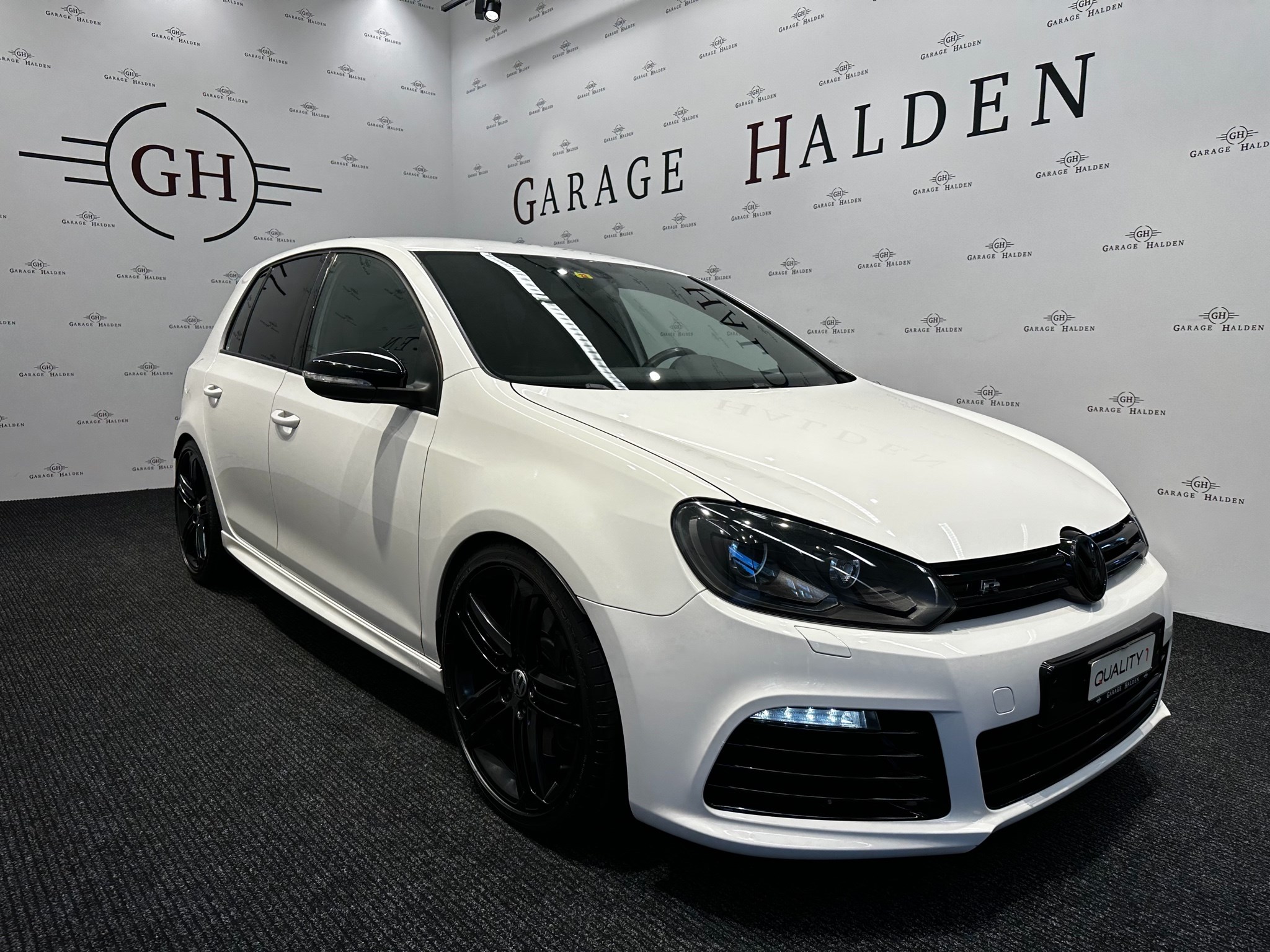 VW Golf 2.0 TSI R 4Motion DSG