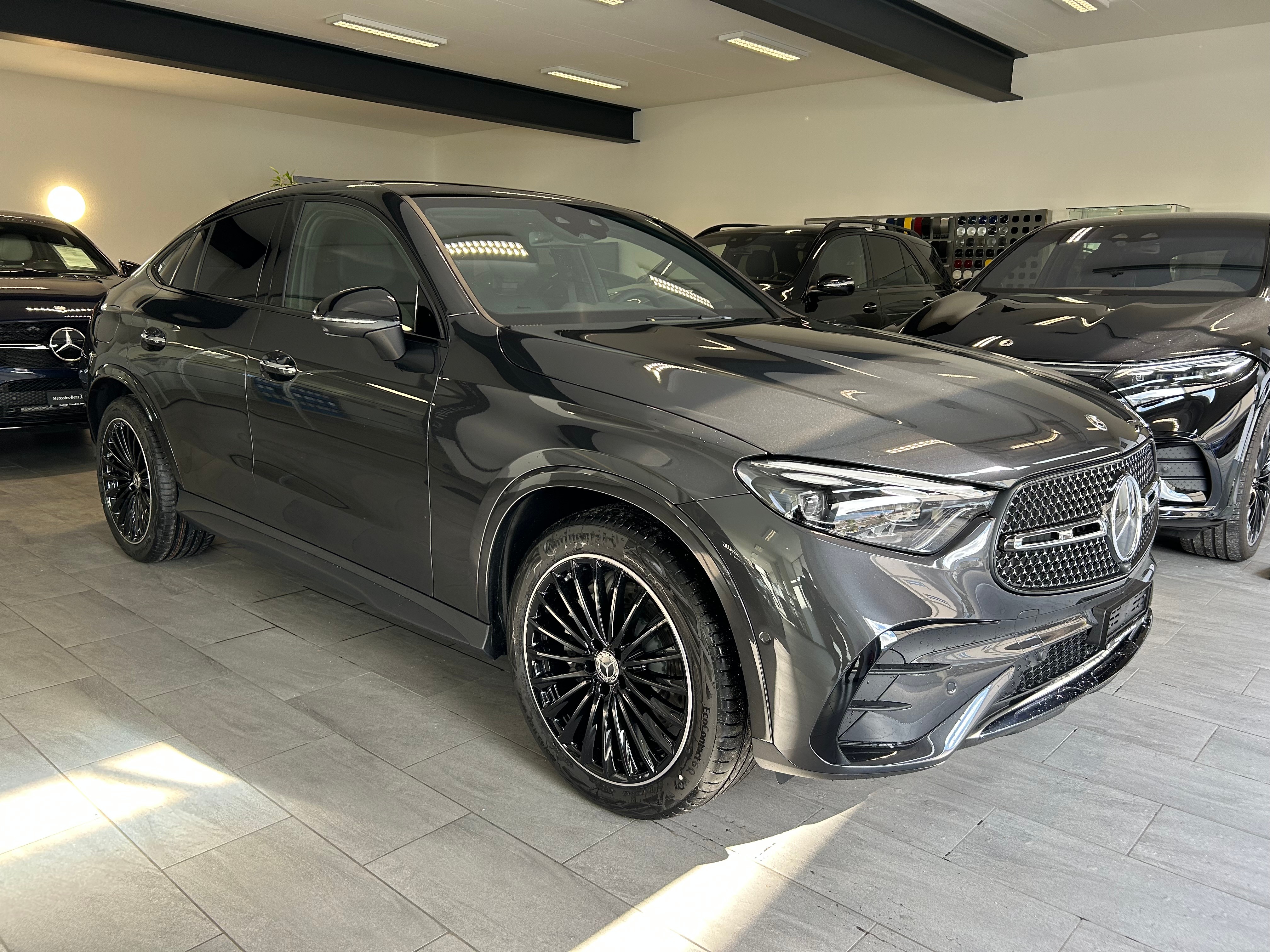 MERCEDES-BENZ GLC 300 4Matic AMG Line 9G-Tronic