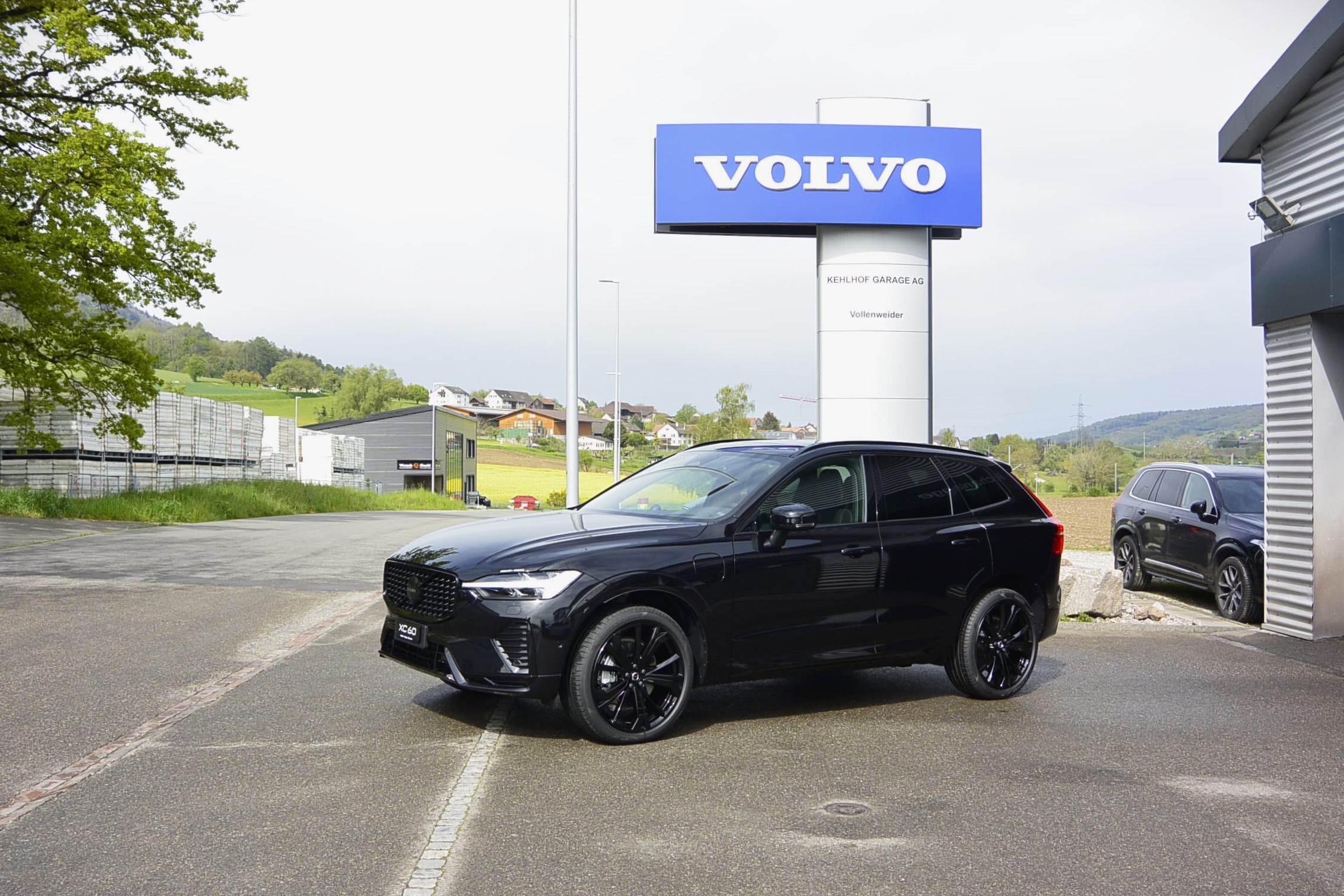 VOLVO XC60 T8 eAWD Black Ed