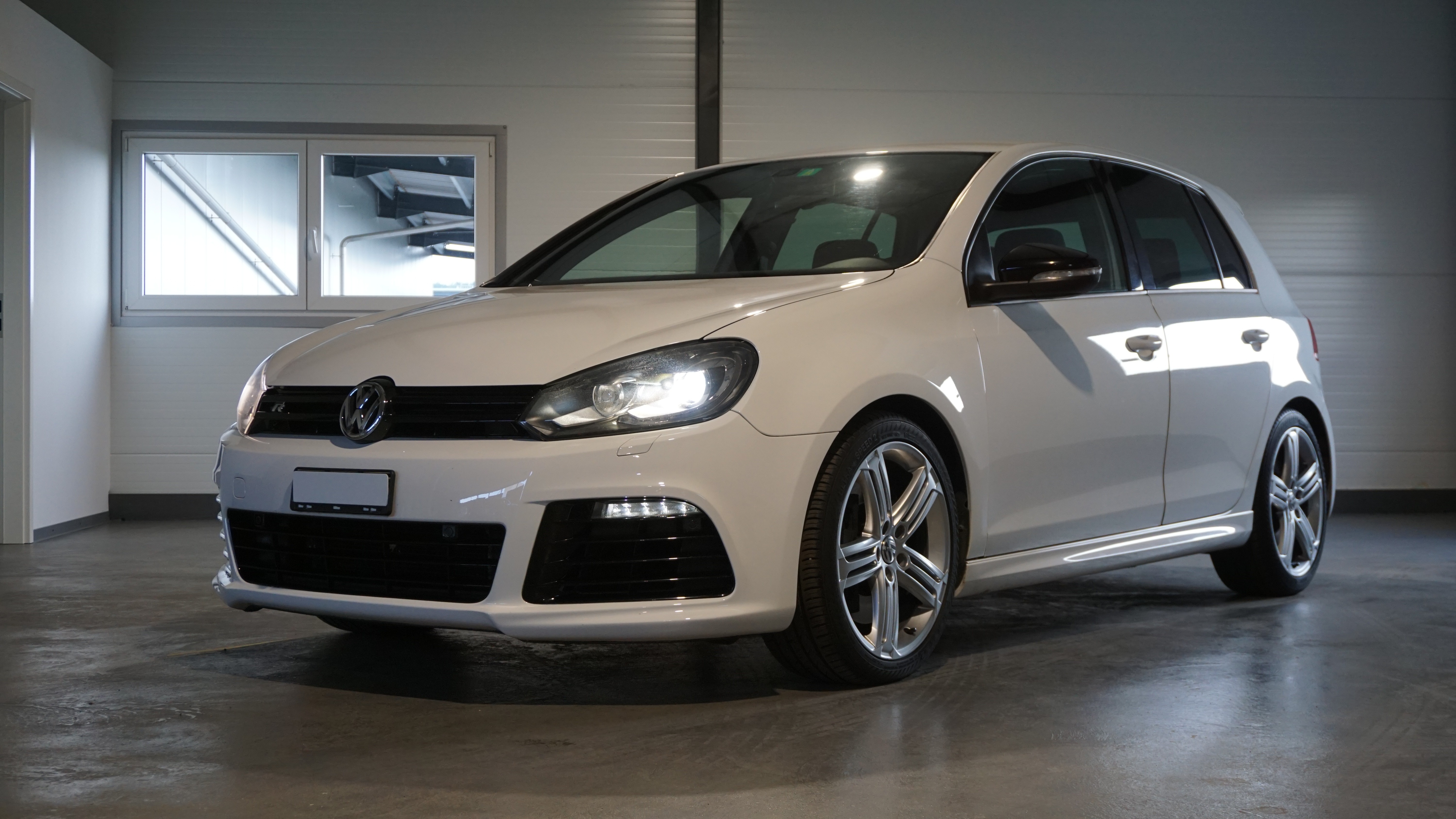 VW Golf 2.0 TSI R 4Motion