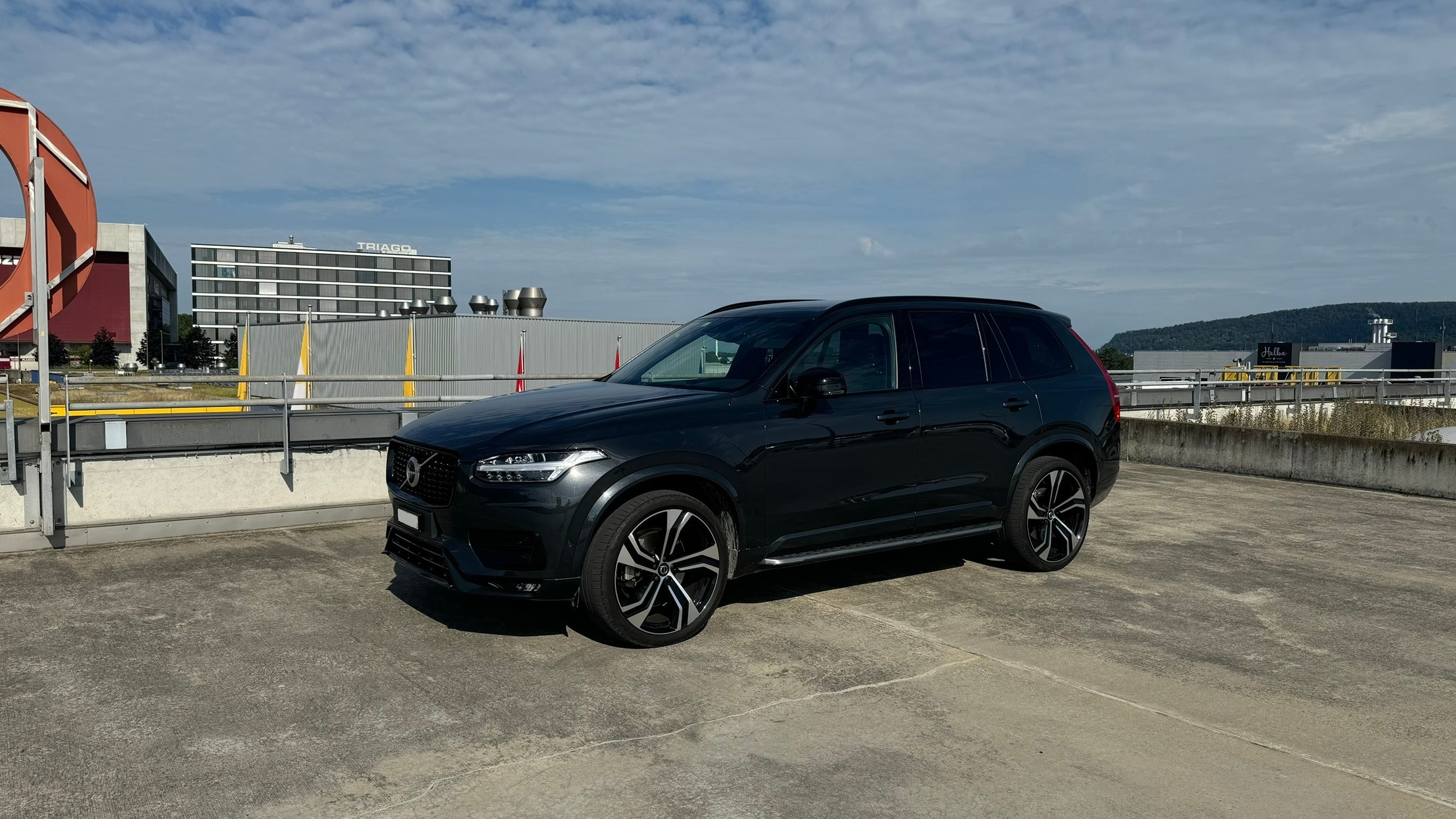 VOLVO XC90 B5 Benzin Mild Hybrid AWD R-Design Geartronic