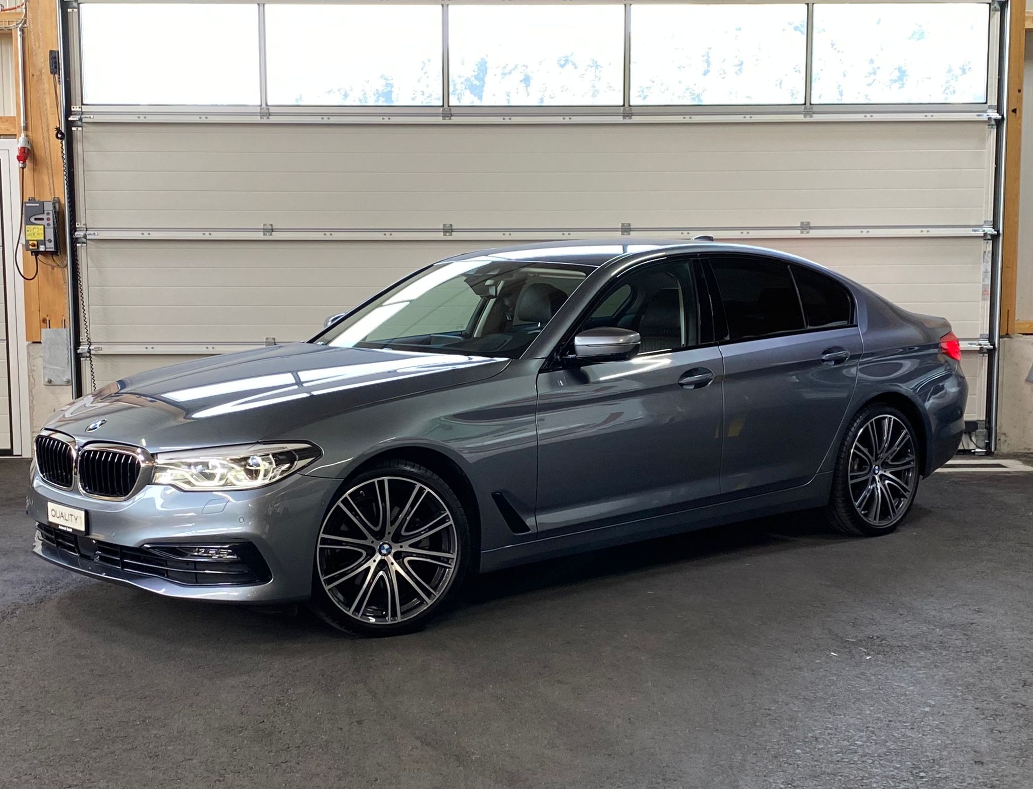 BMW 520d xDrive Sport Line Steptronic