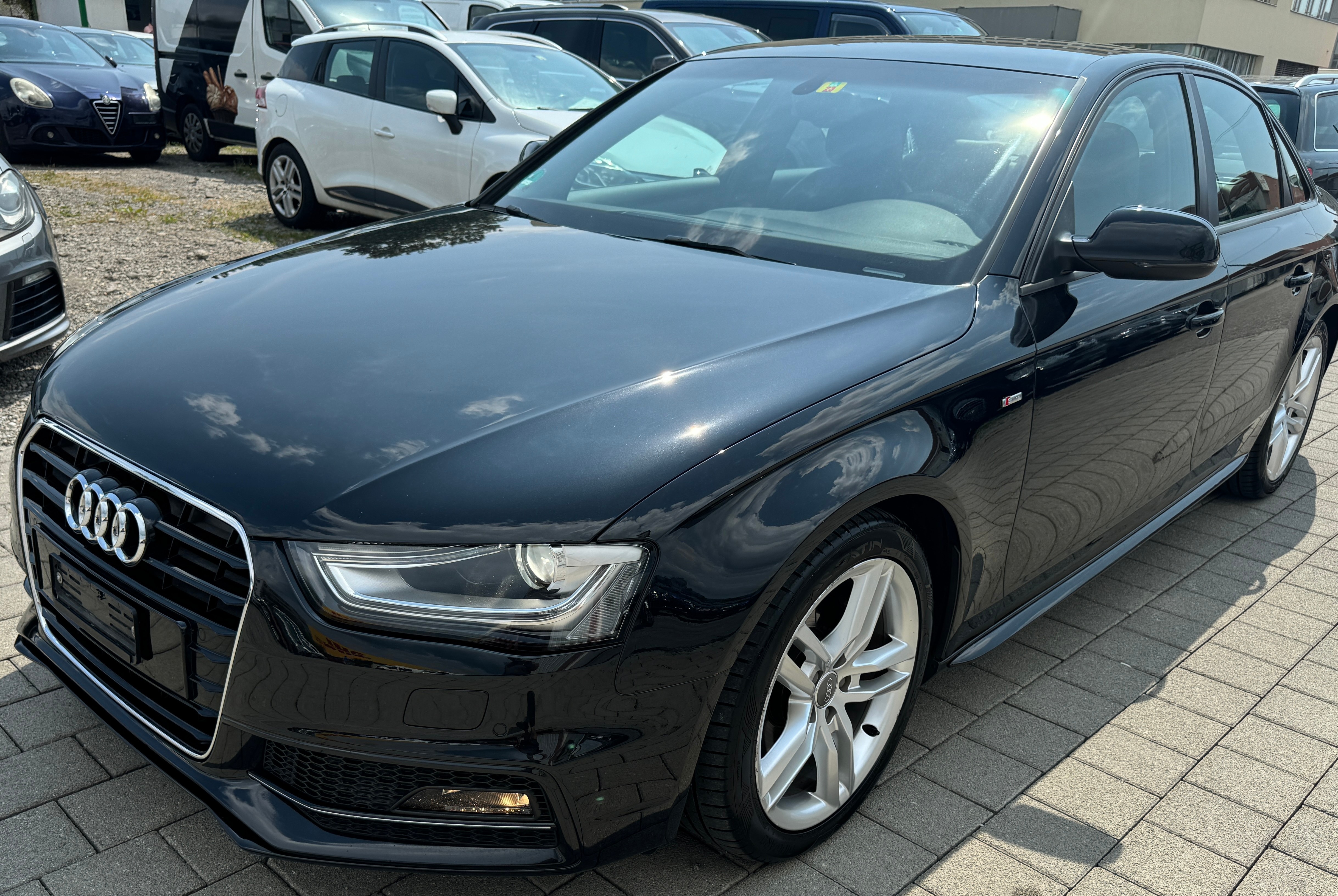 AUDI A4 1.8 TFSI LIMOUSINE (EXCLUSIVE Sline, MFK, BO6)