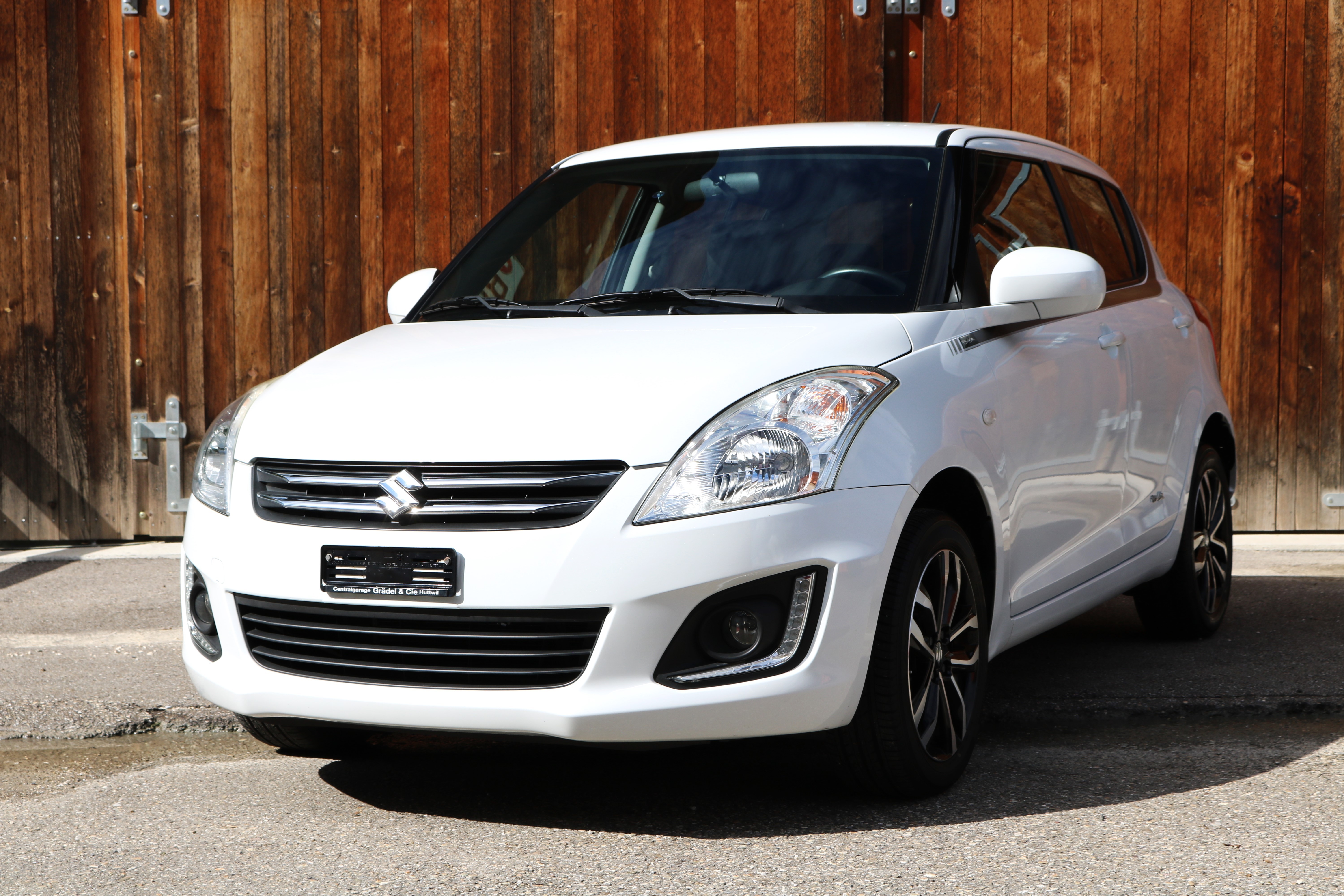 SUZUKI Swift 1.2i 16V PizSulai 4x4