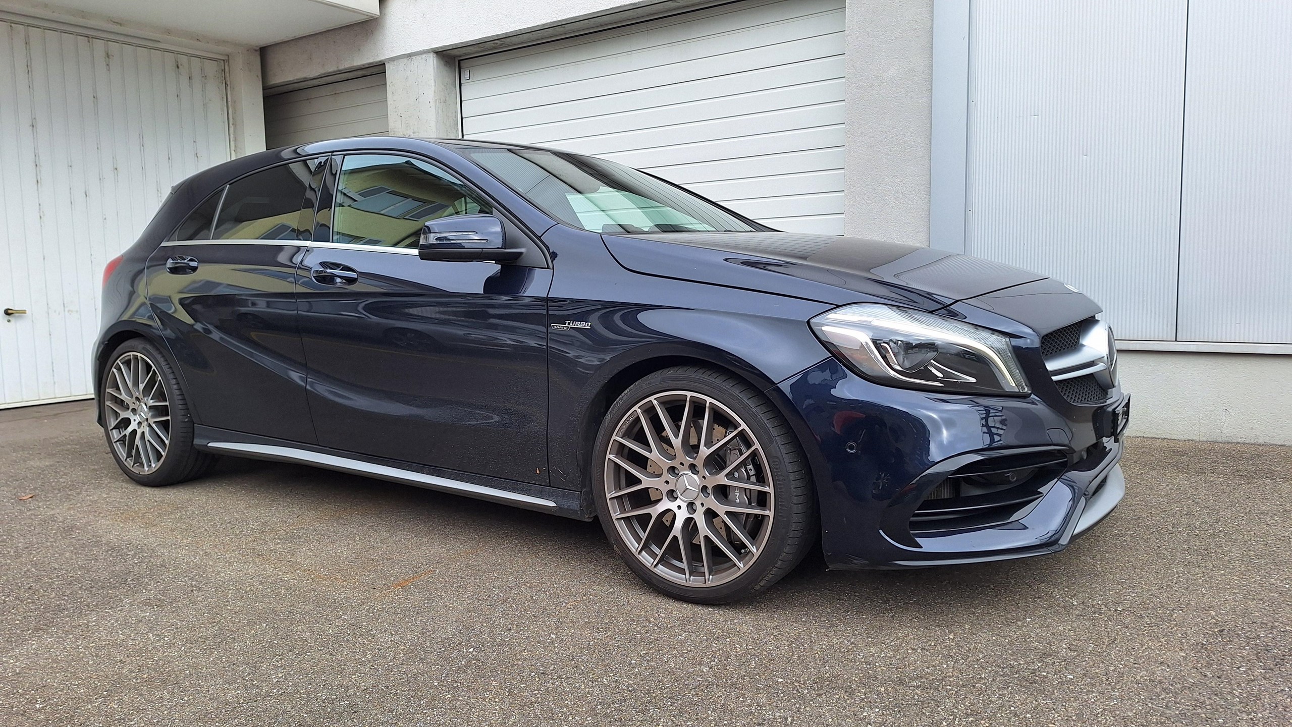 MERCEDES-BENZ A 45 AMG 4m