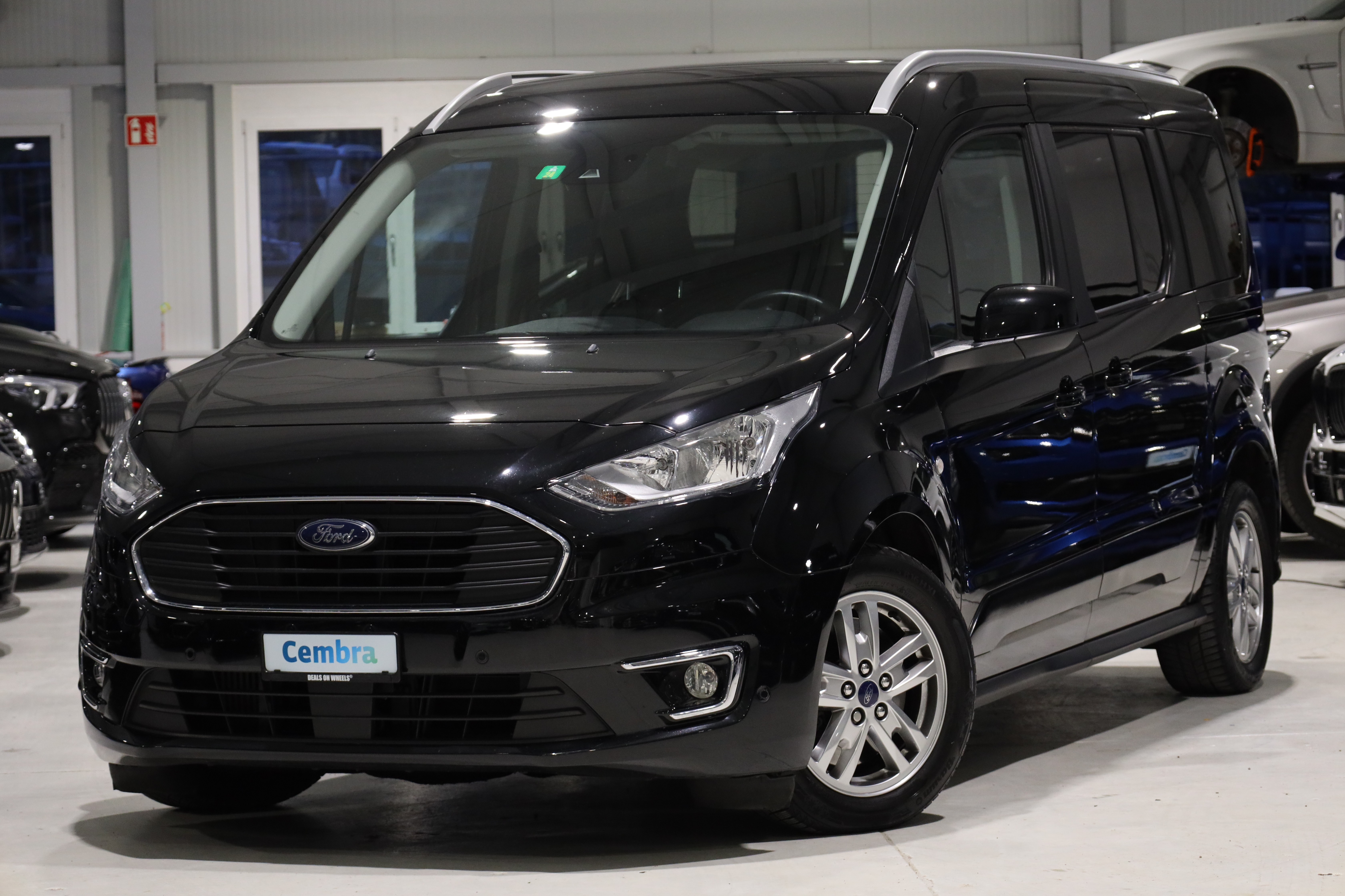 FORD Grand Tourneo Connect 1.5 EcoBlue Trend Automat