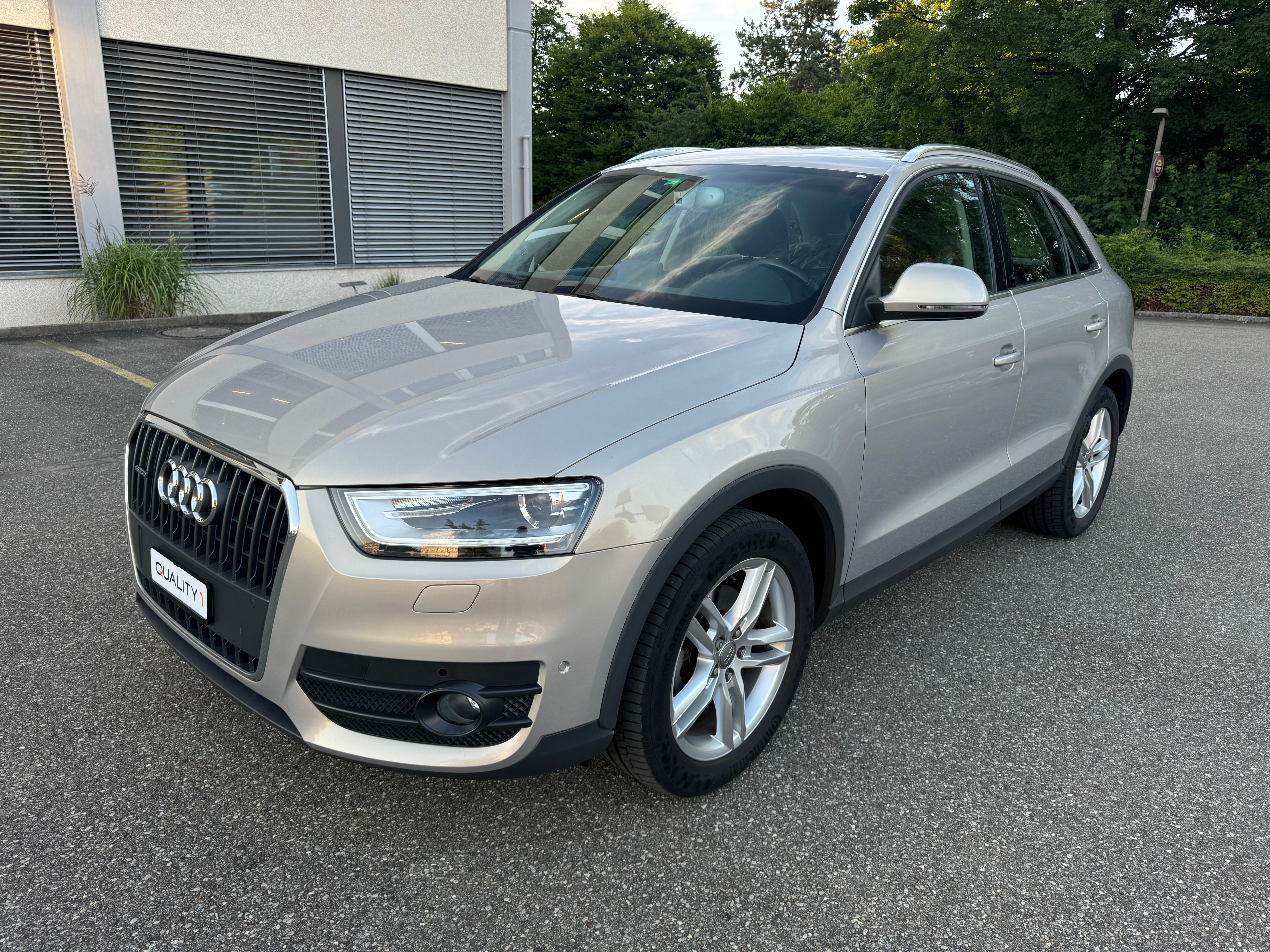 AUDI Q3 2.0 TFSI quattro S-tronic