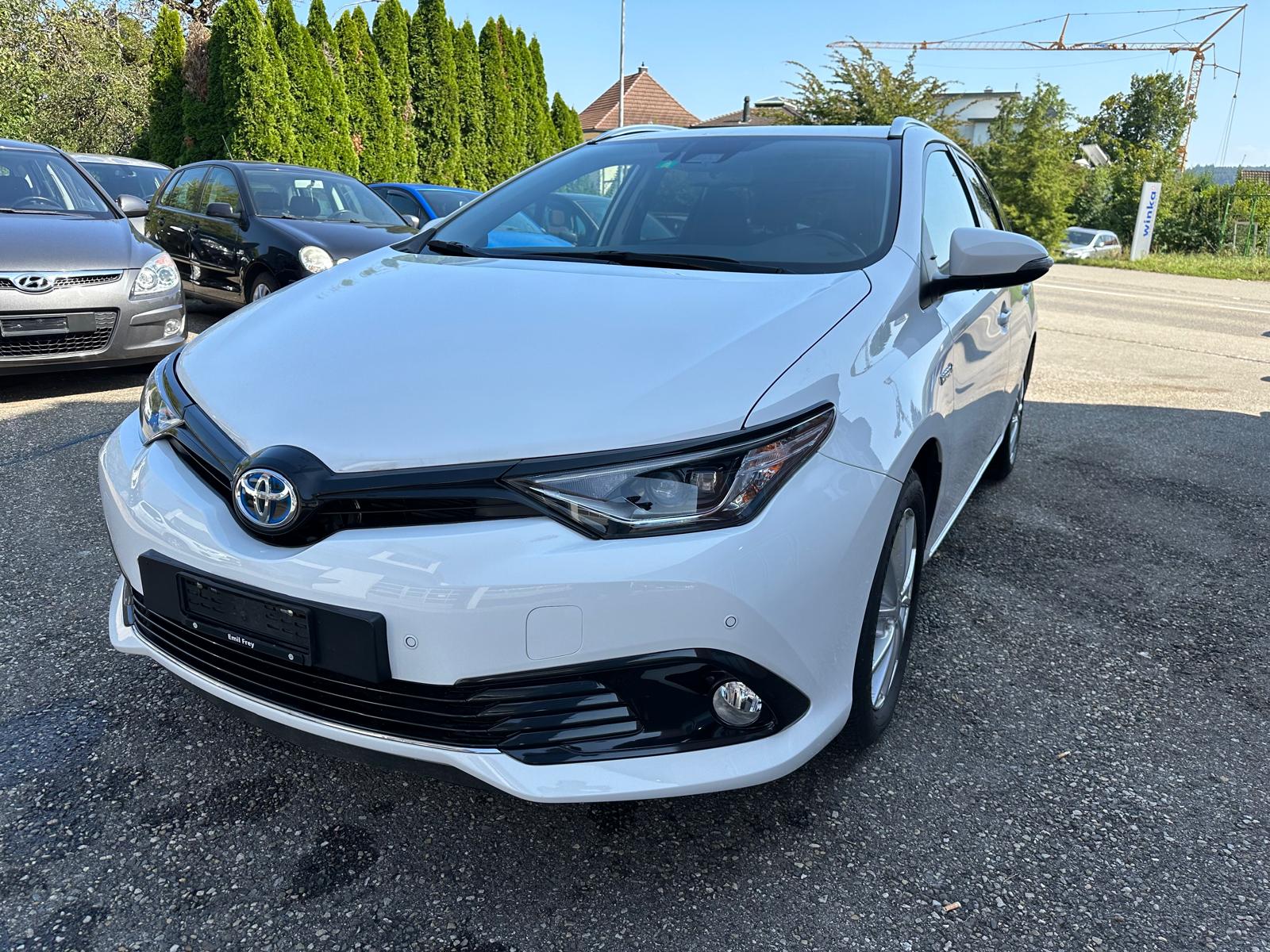 TOYOTA Auris Touring Sports 1.8 HSD Active e-CVT