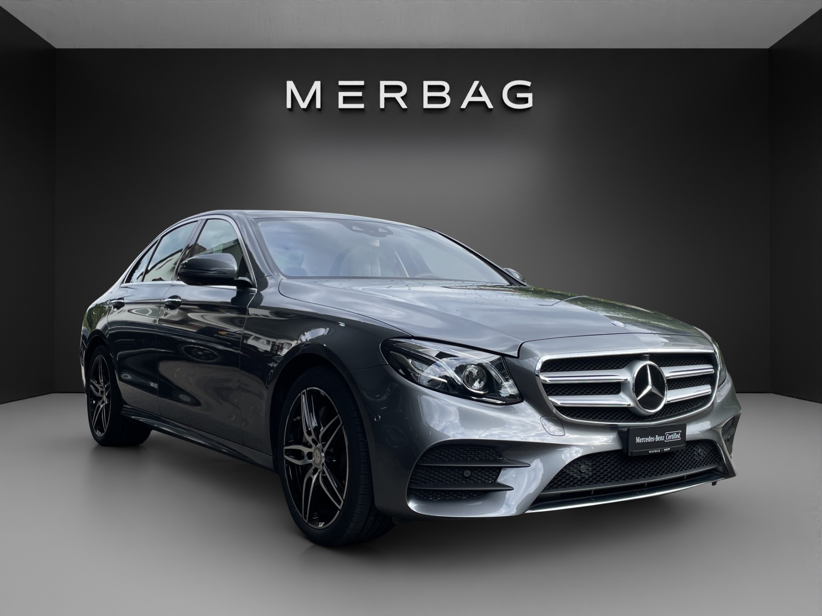 MERCEDES-BENZ E 400 AMG Line 4Matic 9G-Tronic