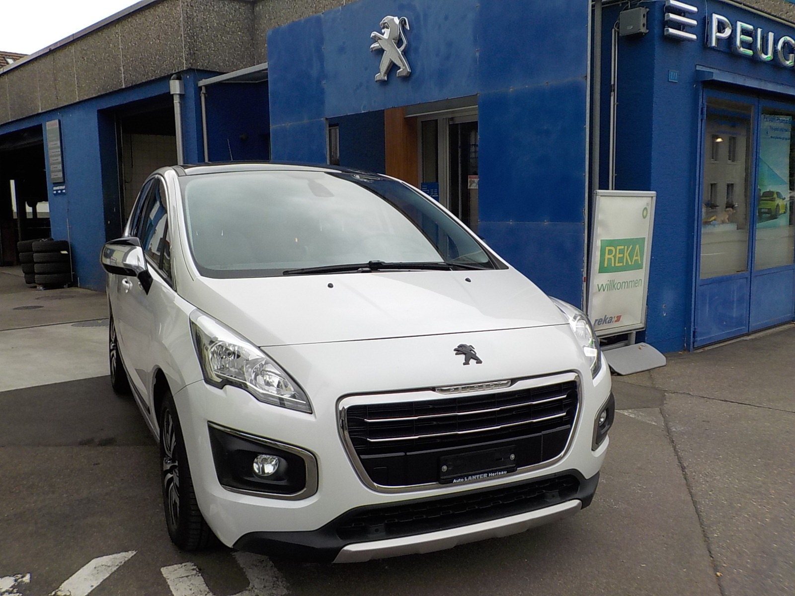 PEUGEOT 3008 HYbrid4 2.0 HDI ETG6