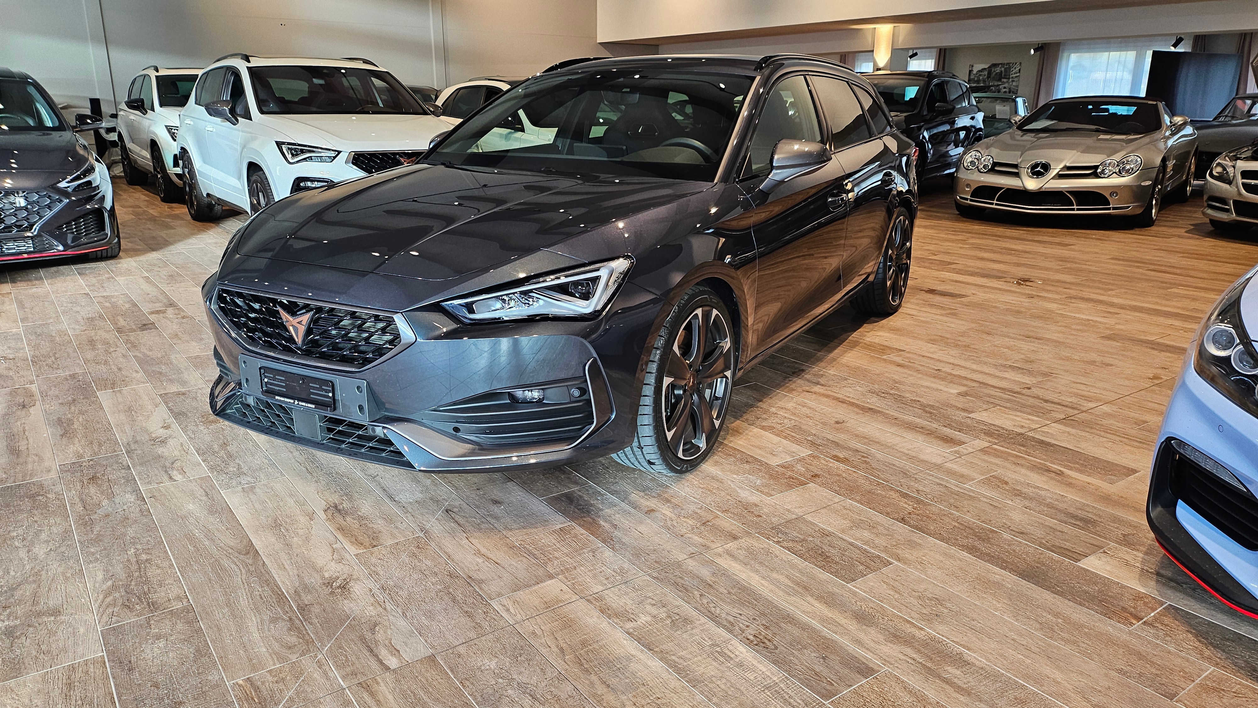 SEAT Leon ST 2.0 TSI Cupra 310 4 Drive DSG