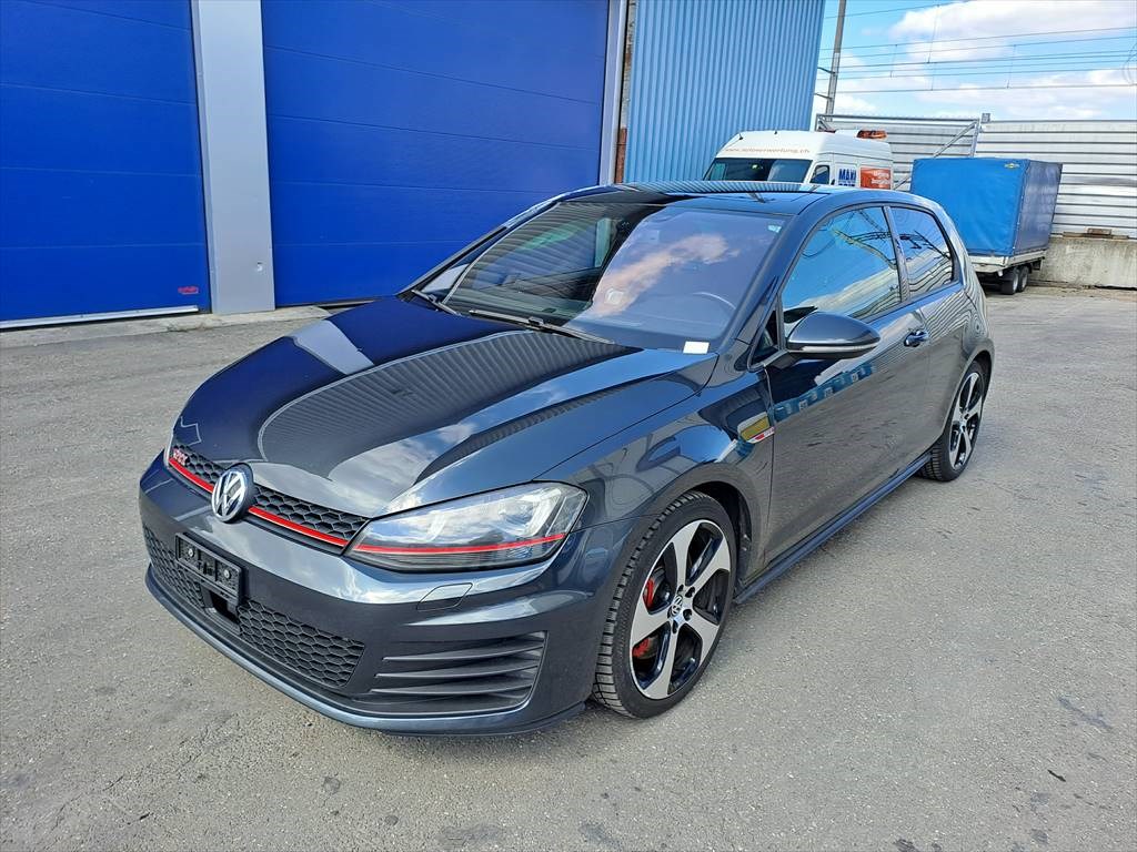 VW Golf 2.0 TSI GTI Performance DSG