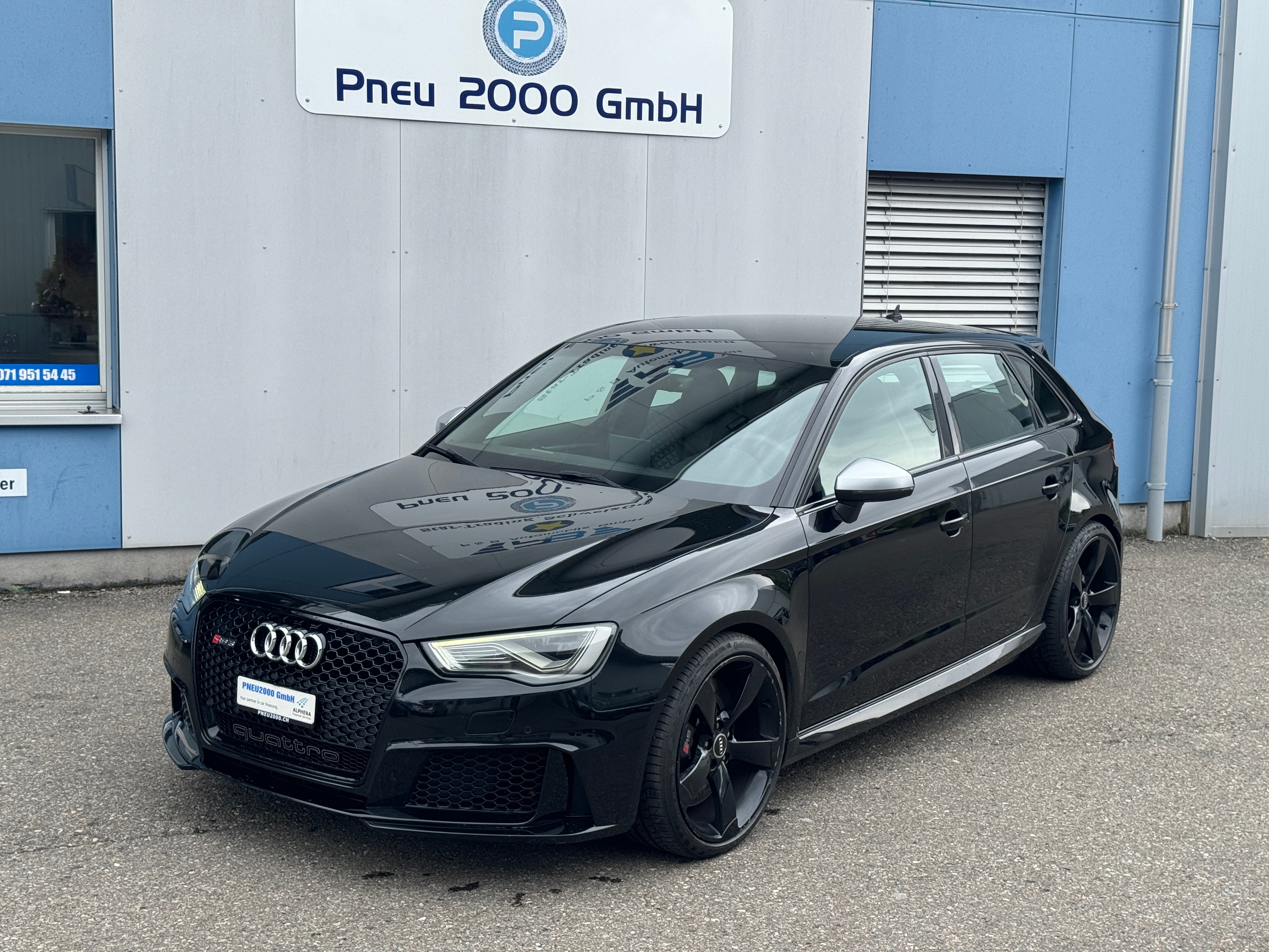 AUDI RS3 2.5 TSI quattro S-tronic