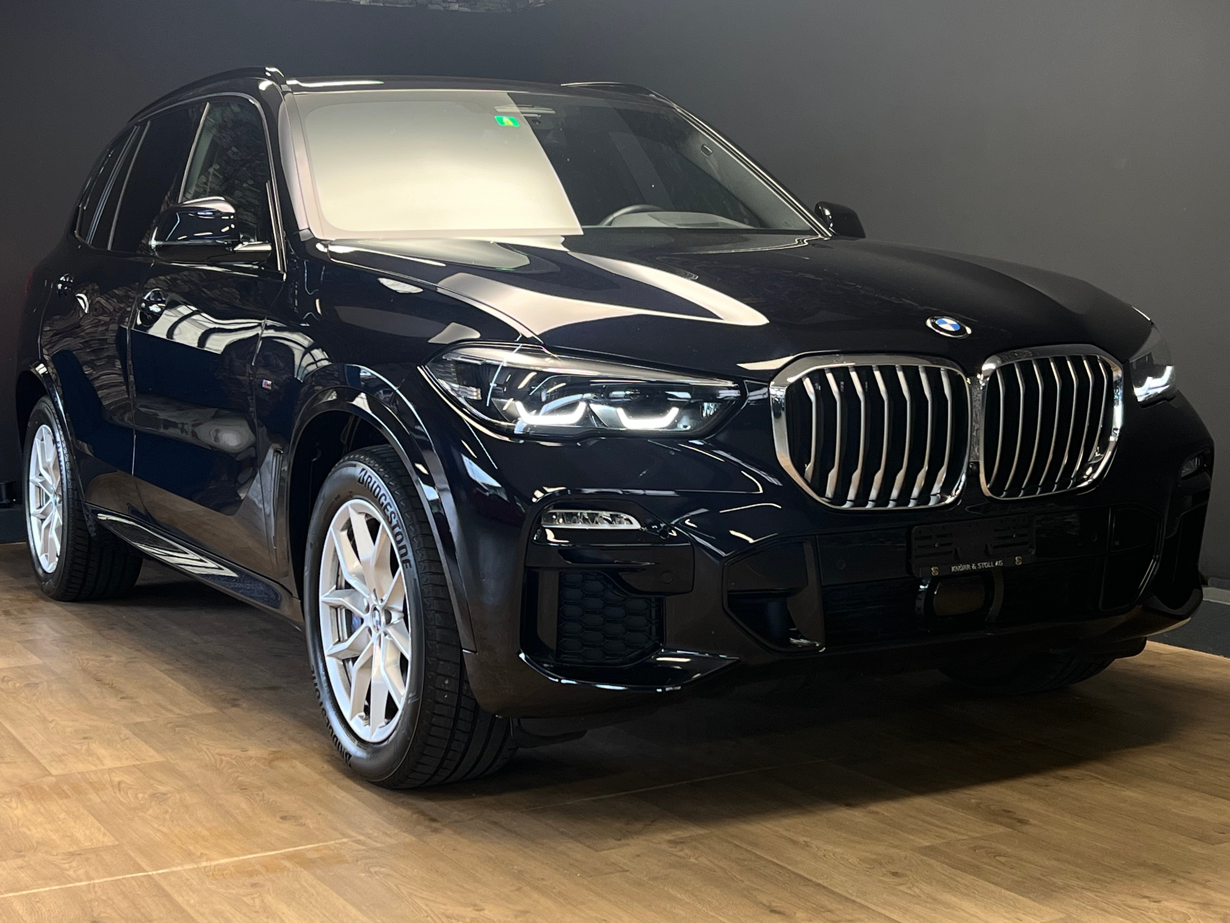 BMW X5 xDrive 30d M SPORT Steptronic 7 PLATZ