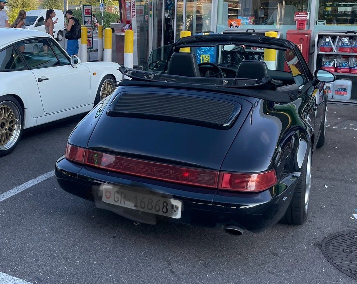 PORSCHE 911 Carrera 2 Cabrio