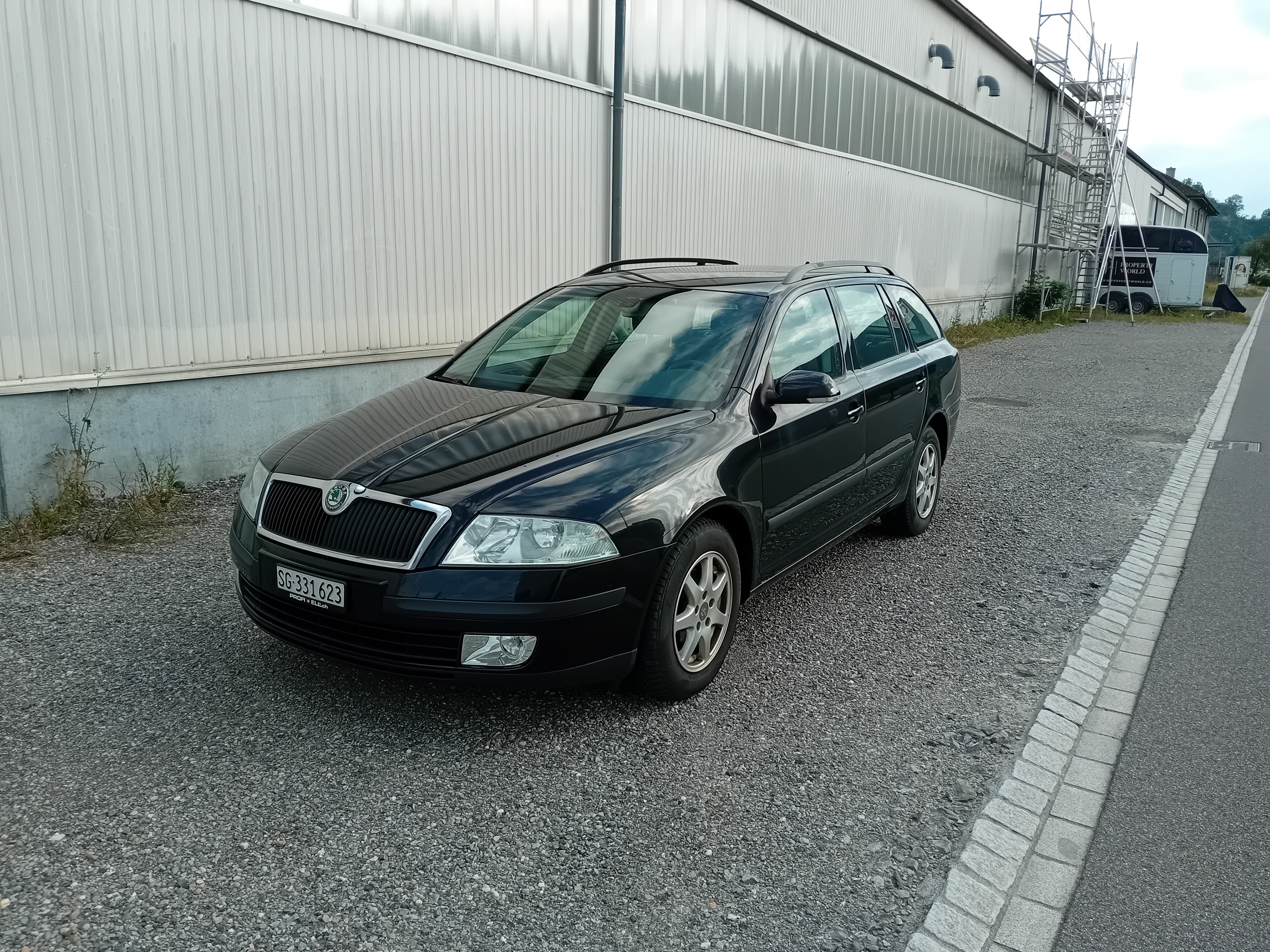 SKODA Octavia 2.0 FSI Elegance