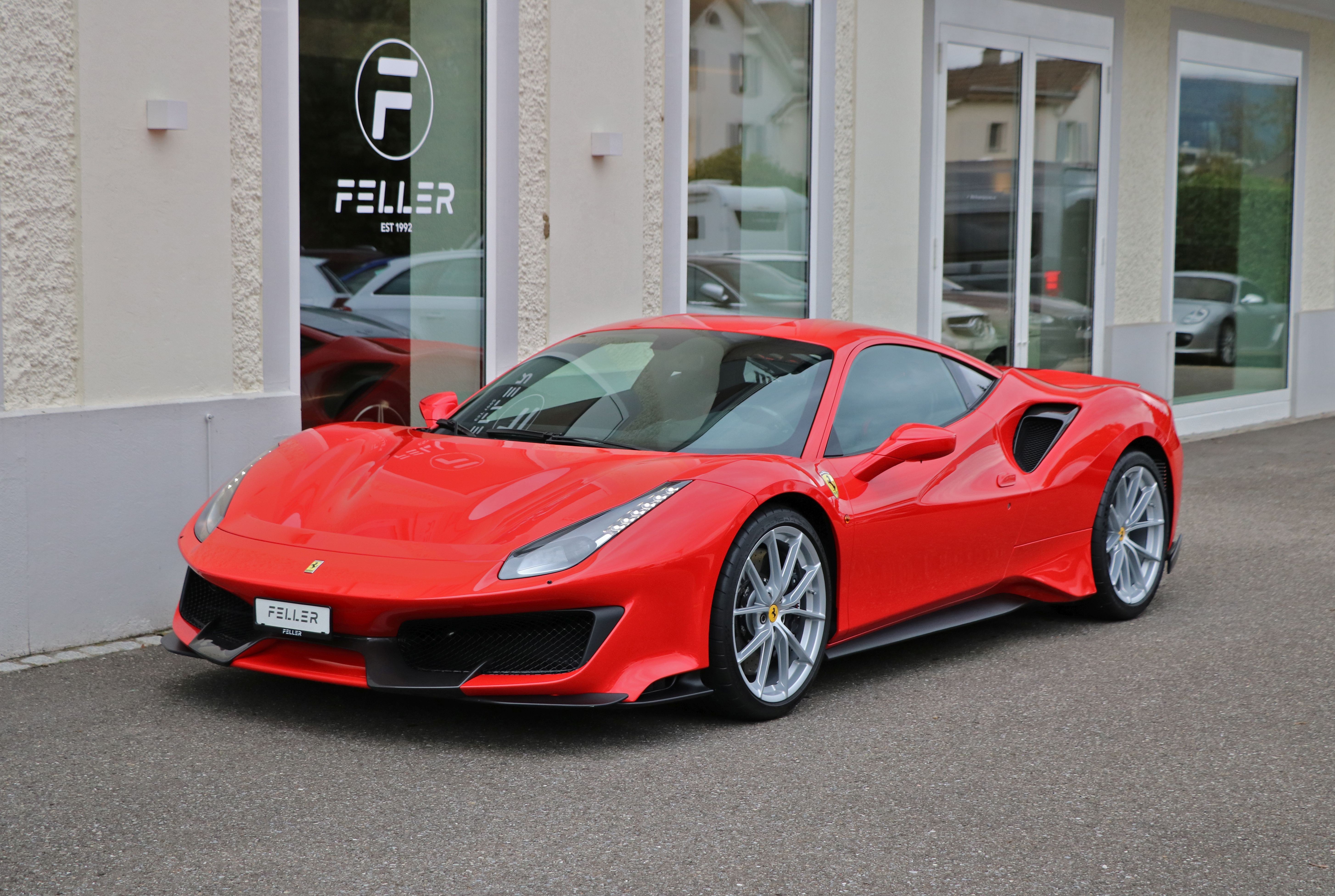 FERRARI 488 Pista 3.9 V8