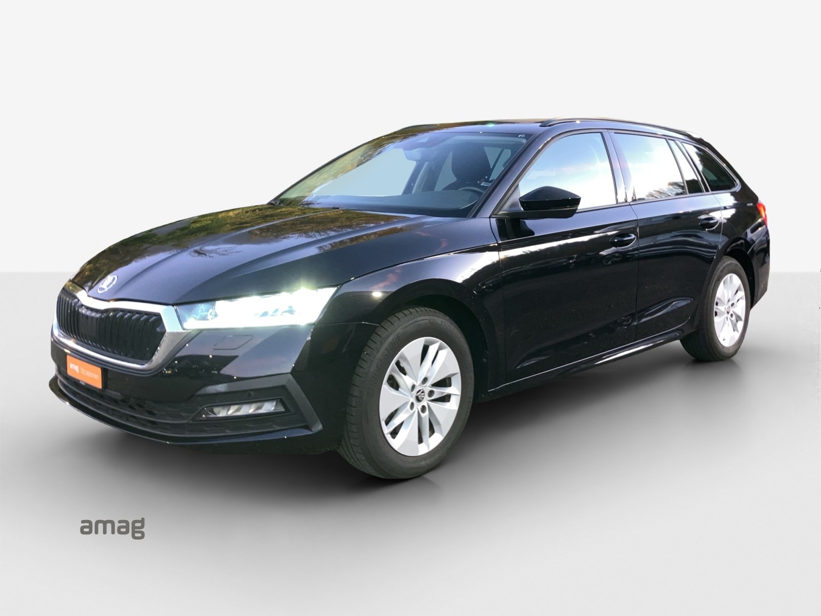 SKODA Octavia Combi 2.0 TDI DSG Ambition 4x4