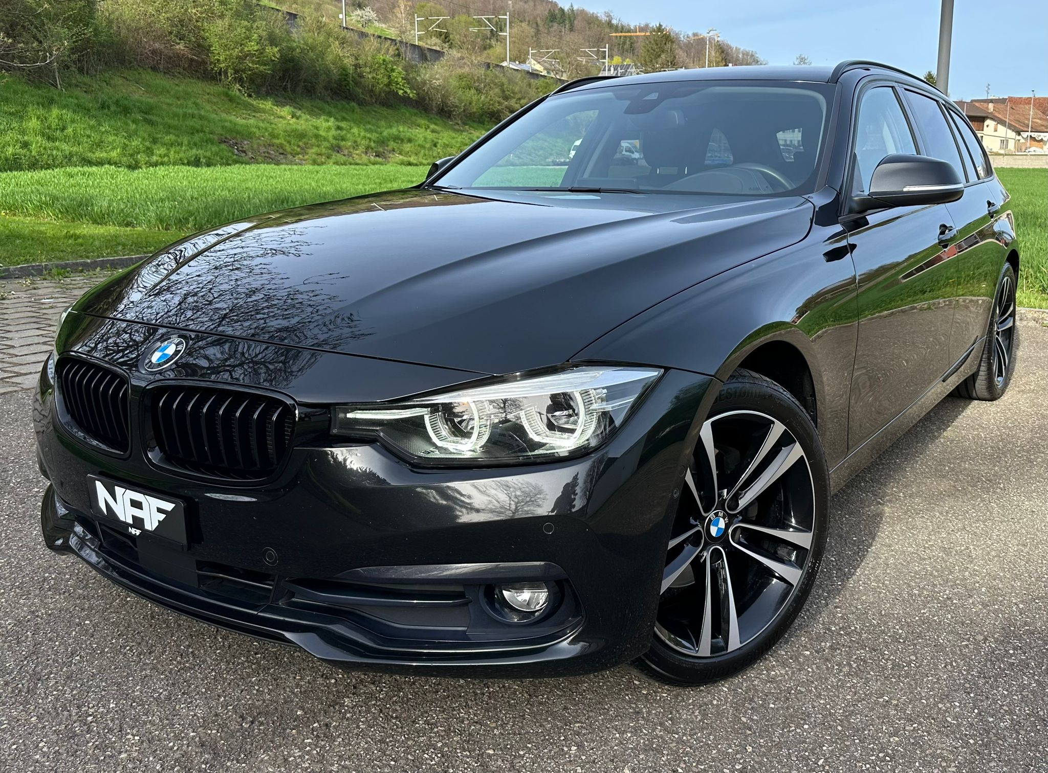 BMW 320d xDrive Touring EDITION Sport Line Steptronic