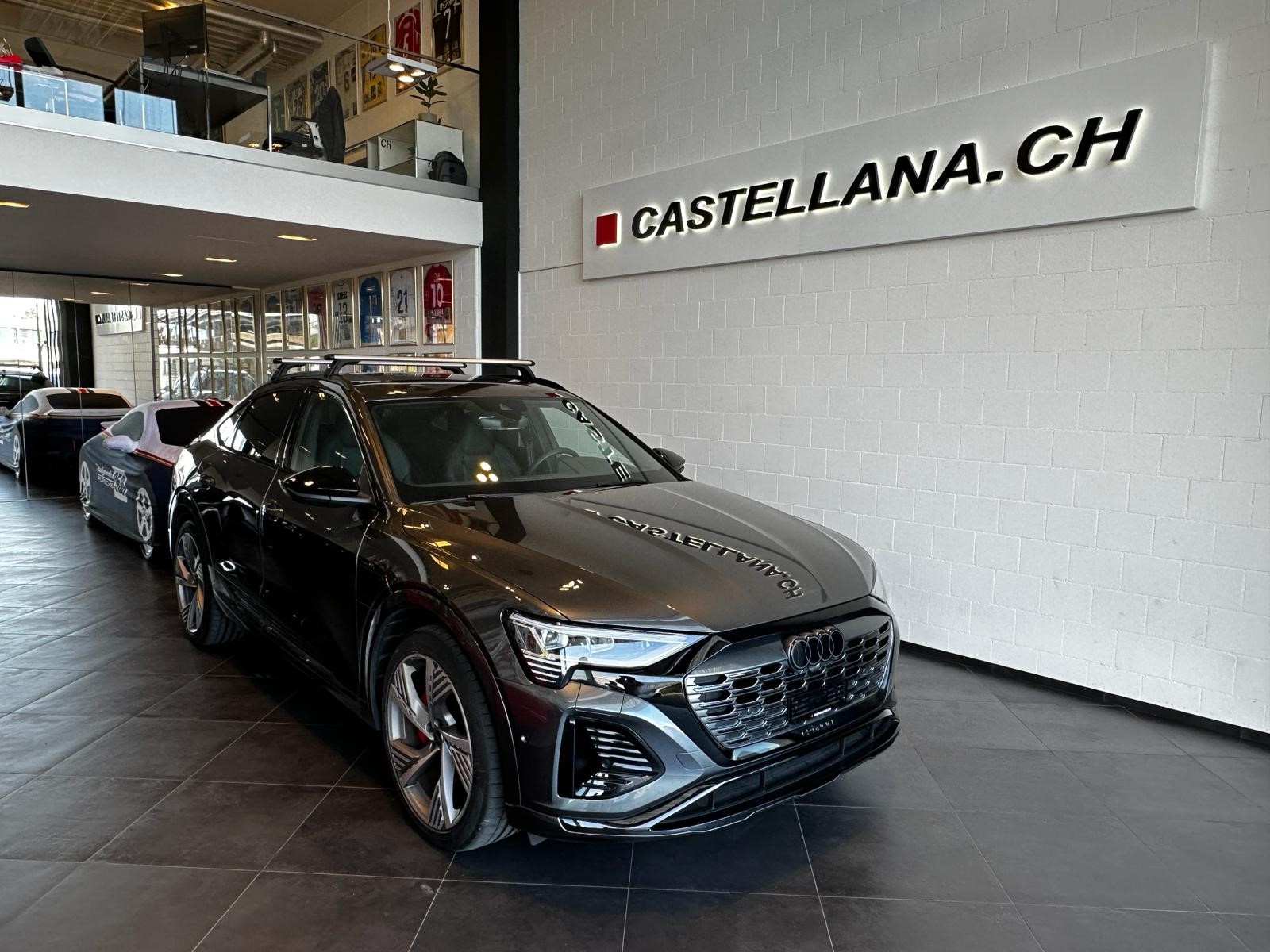 AUDI Q8 Sportback e-tron Bl Ed