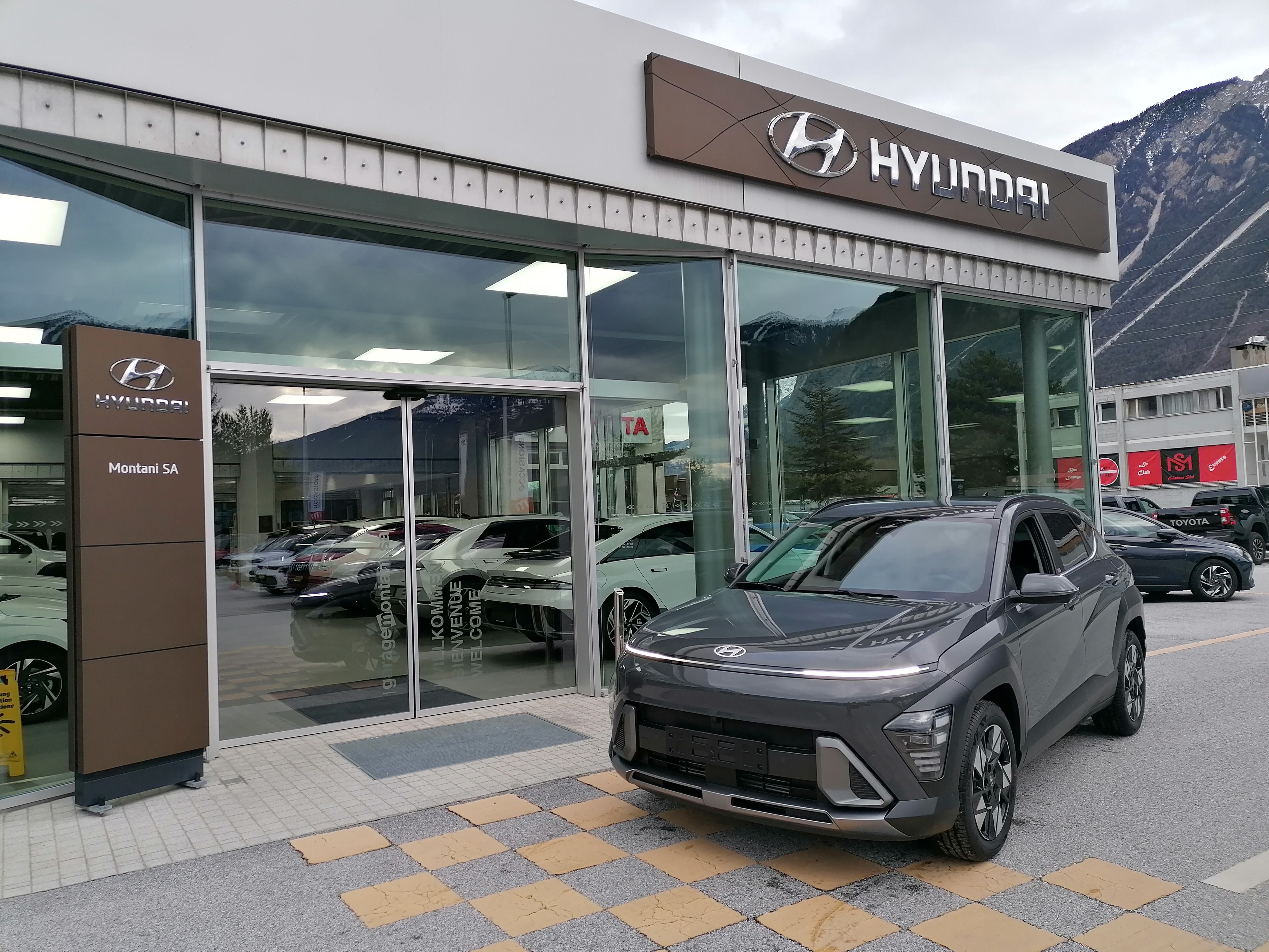 HYUNDAI Kona 1.6 T-GDi Amplia 4WD