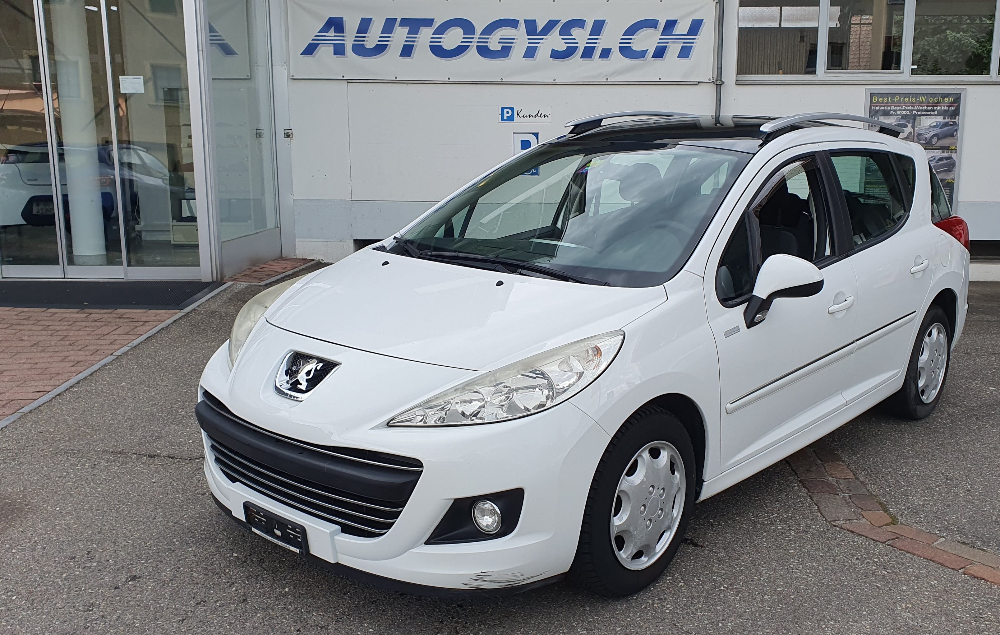 PEUGEOT 207 SW 1.4 16V Swiss Ed.