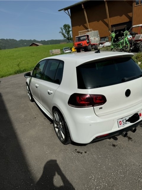 VW Golf 2.0 TSI R 4Motion